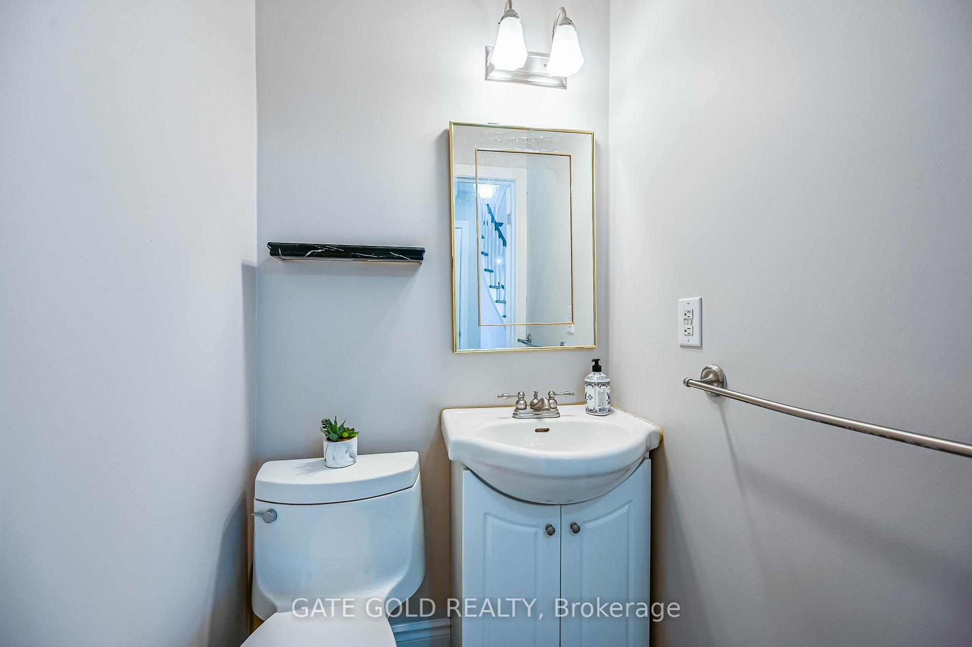 Photo 13 of 228 Highland Road W, Hamilton, Stoney Creek — HOMEH