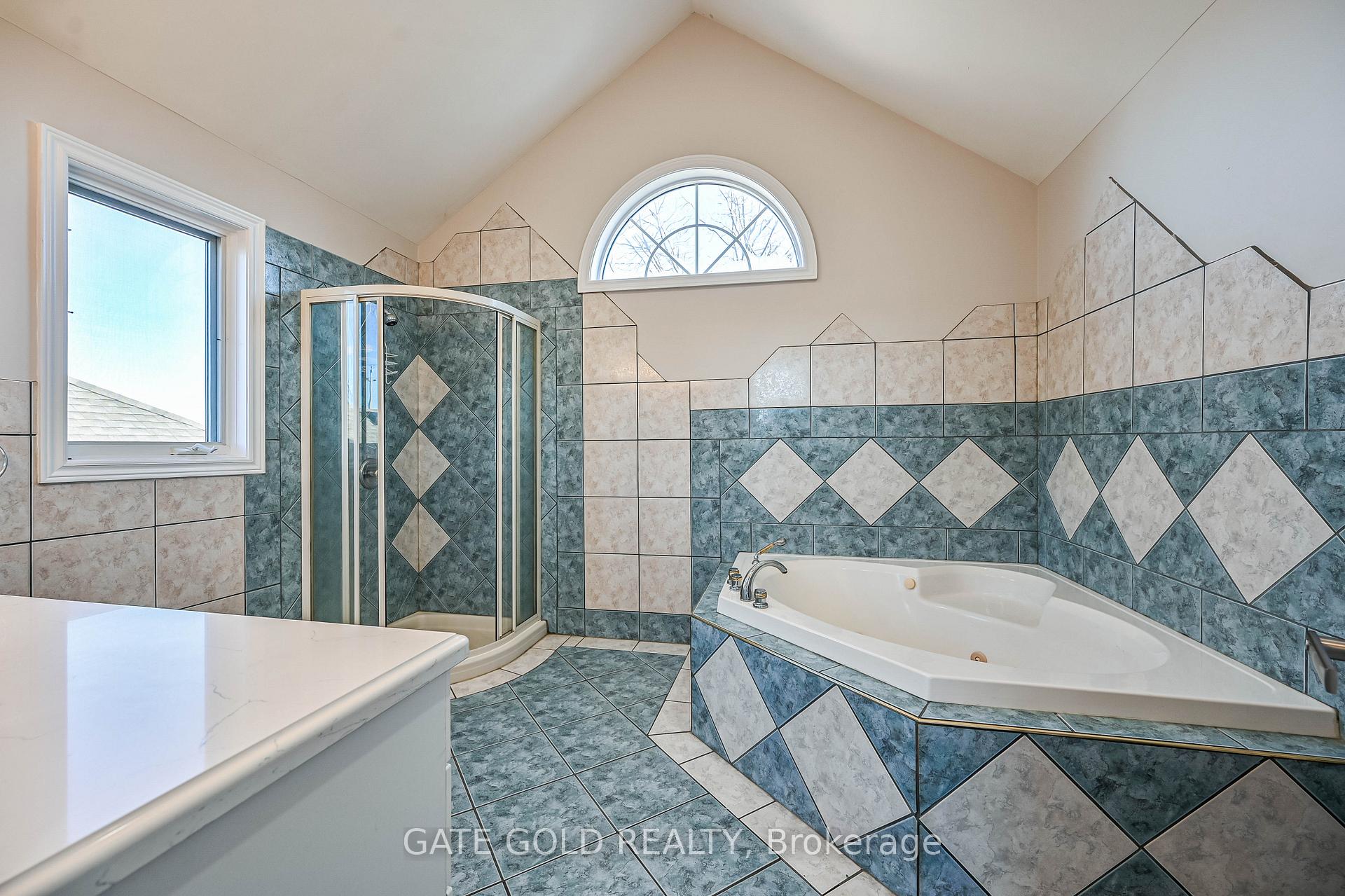 Photo 19 of 228 Highland Road W, Hamilton, Stoney Creek — HOMEH