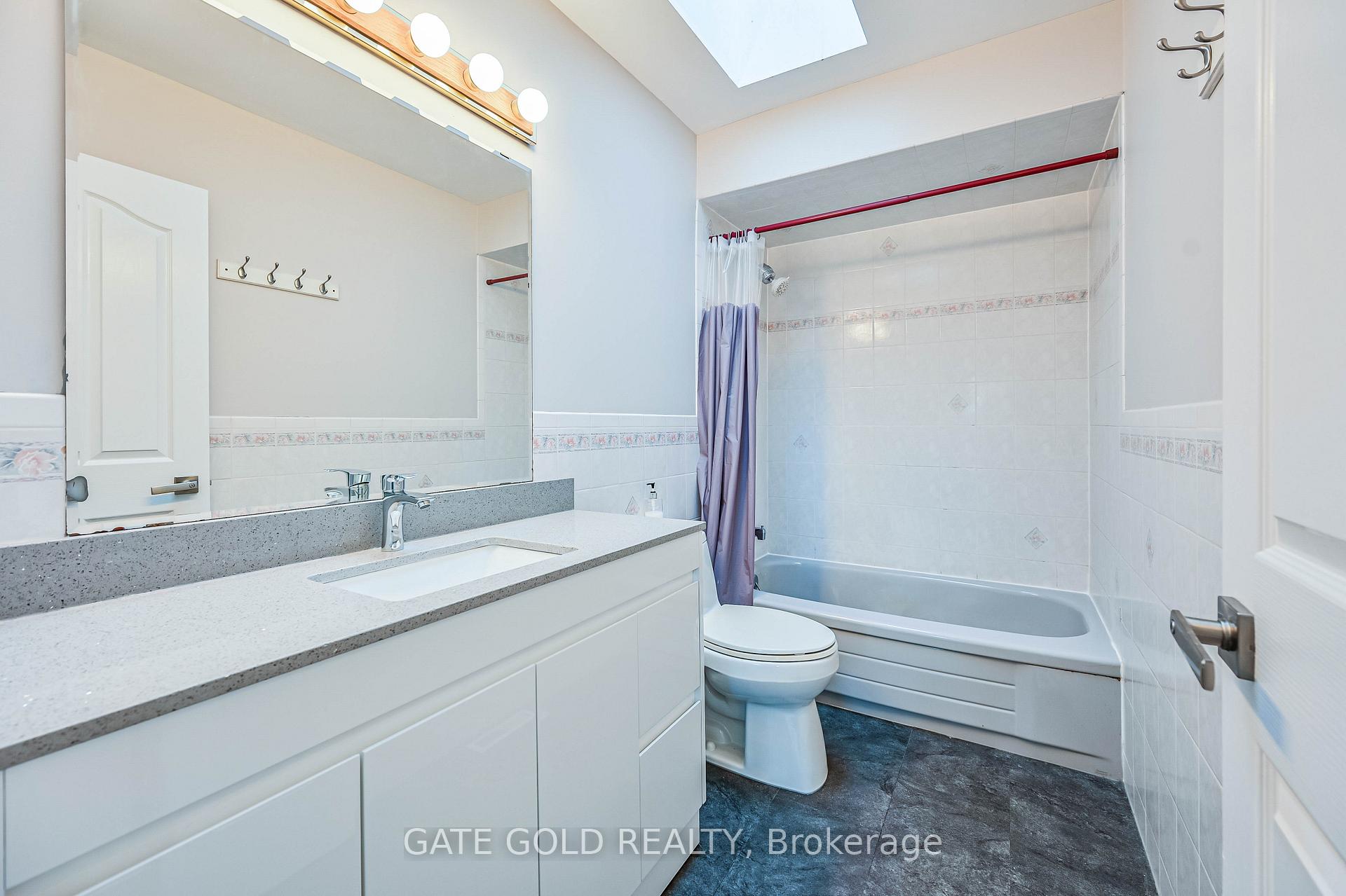 Photo 24 of 228 Highland Road W, Hamilton, Stoney Creek — HOMEH
