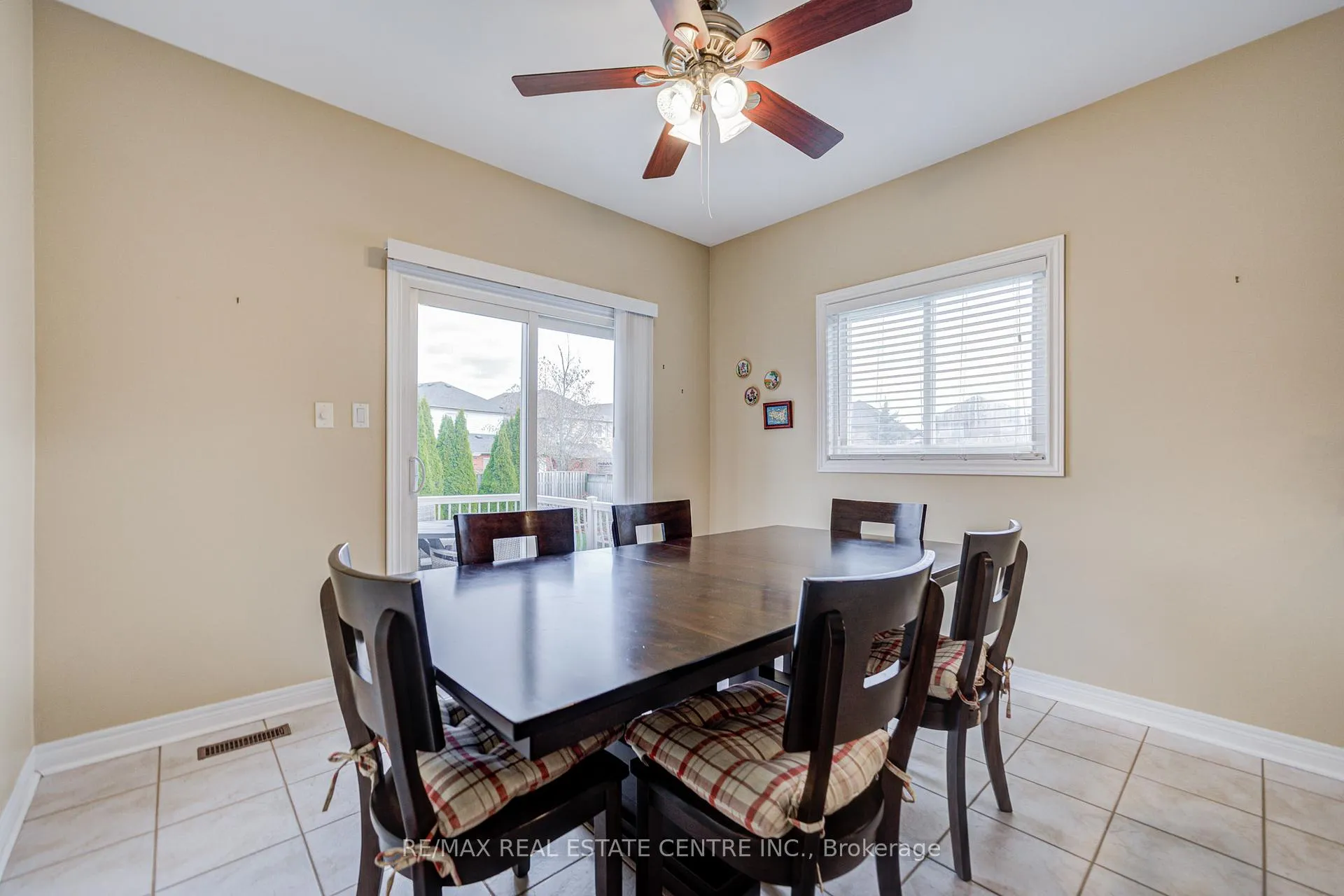 Photo 13 of 7 Carmichael Court, Caledon, Bolton West — HOMEH