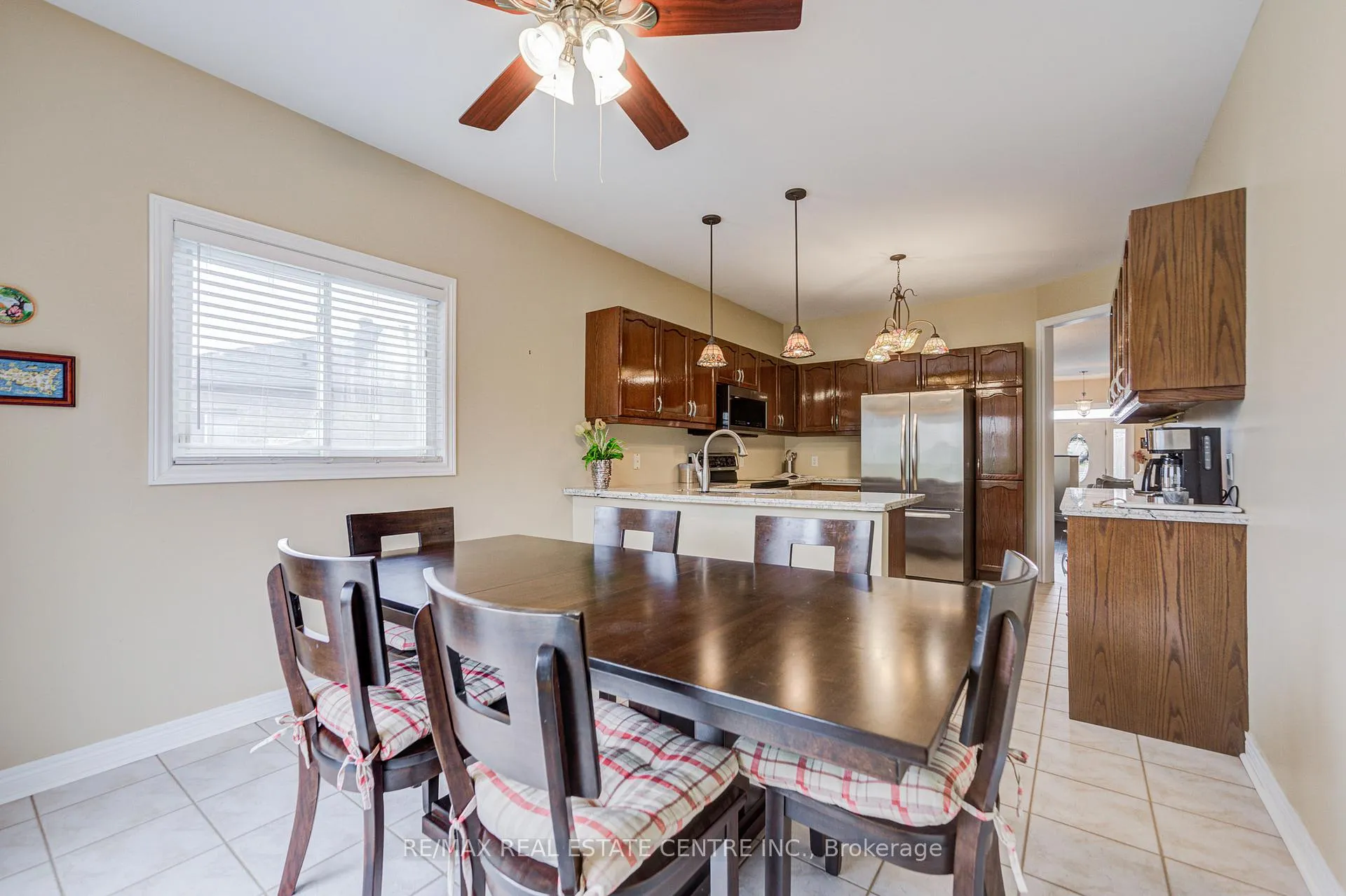 Photo 14 of 7 Carmichael Court, Caledon, Bolton West — HOMEH