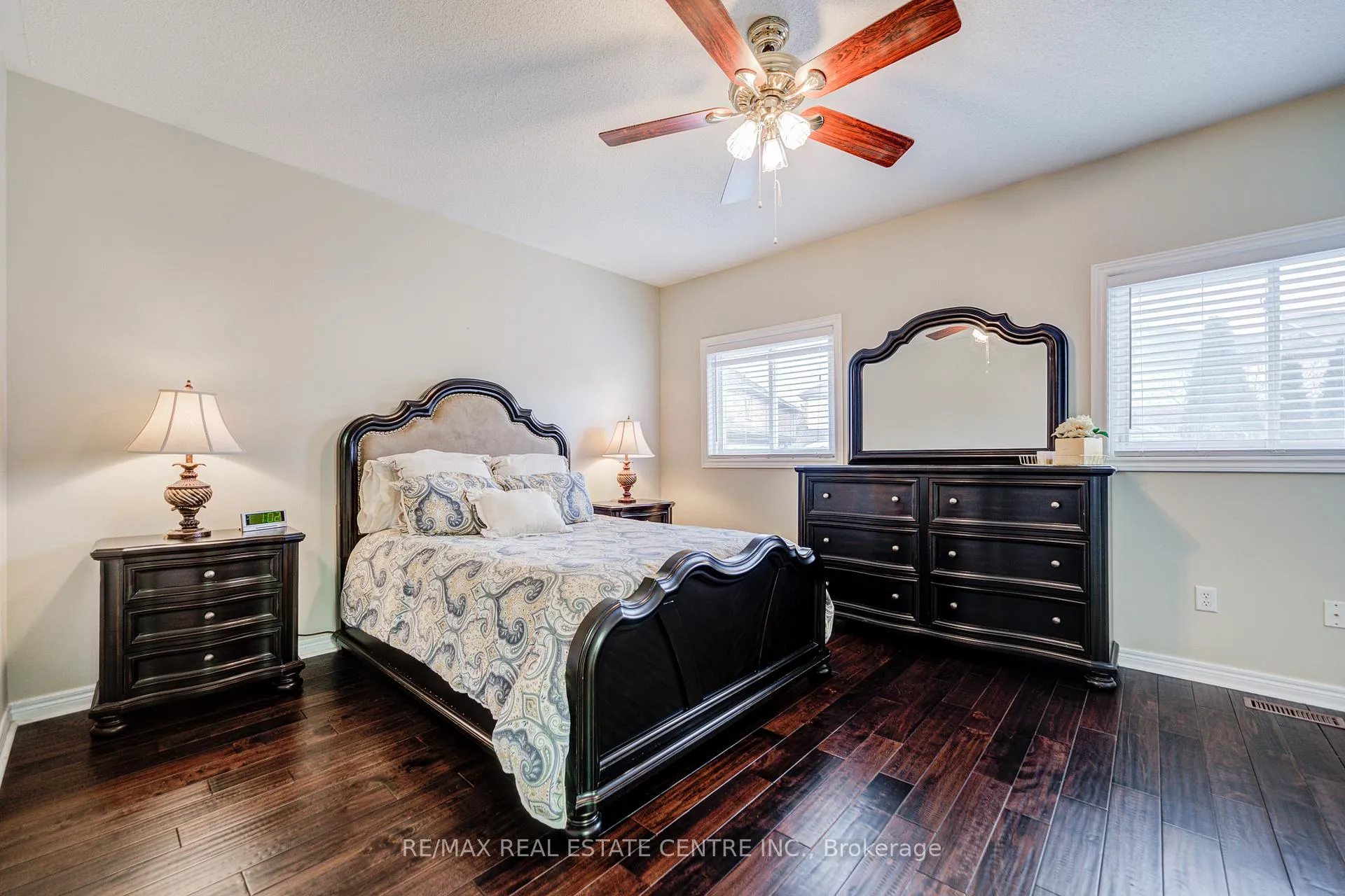 Photo 16 of 7 Carmichael Court, Caledon, Bolton West — HOMEH