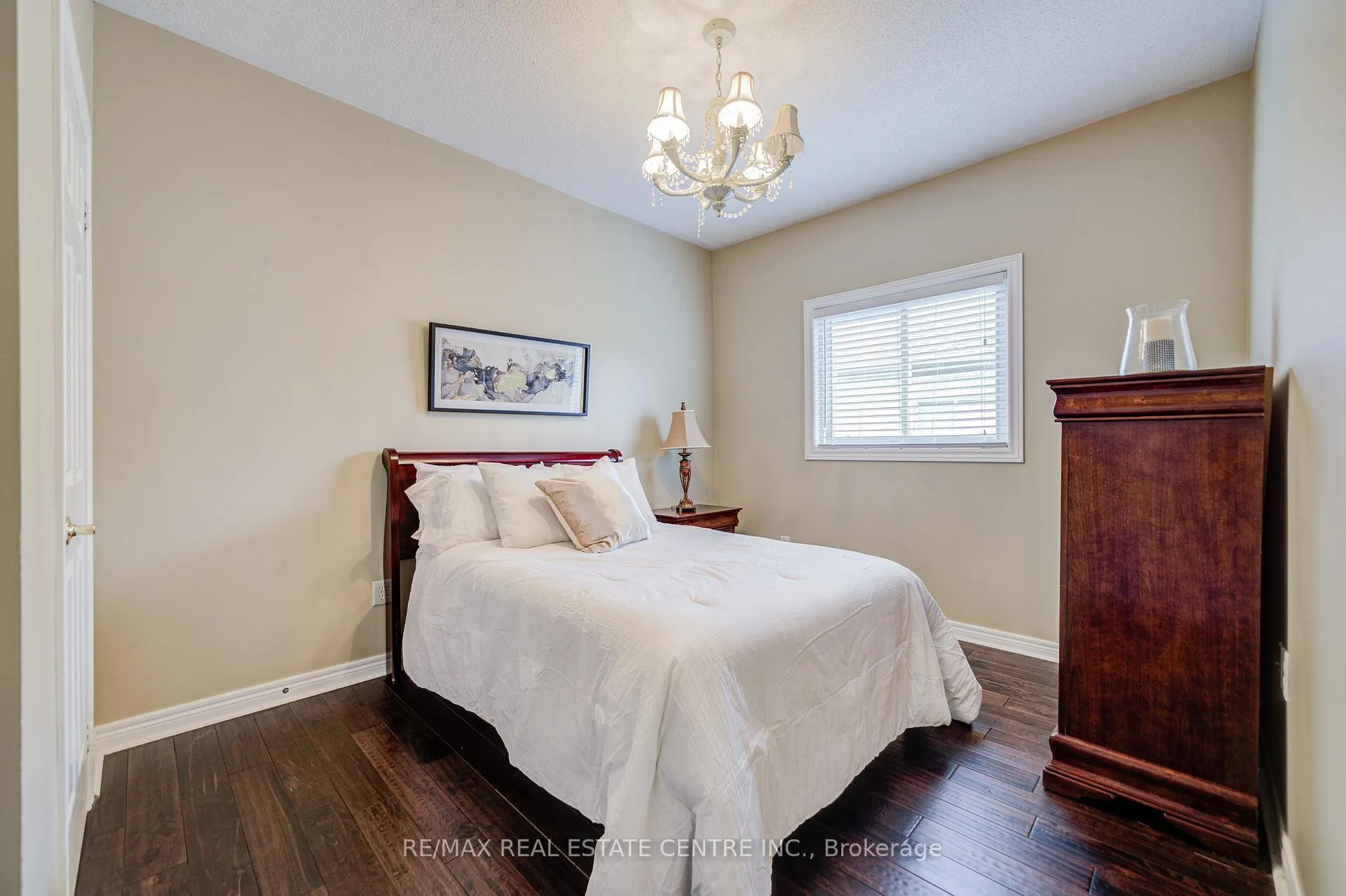 Photo 21 of 7 Carmichael Court, Caledon, Bolton West — HOMEH