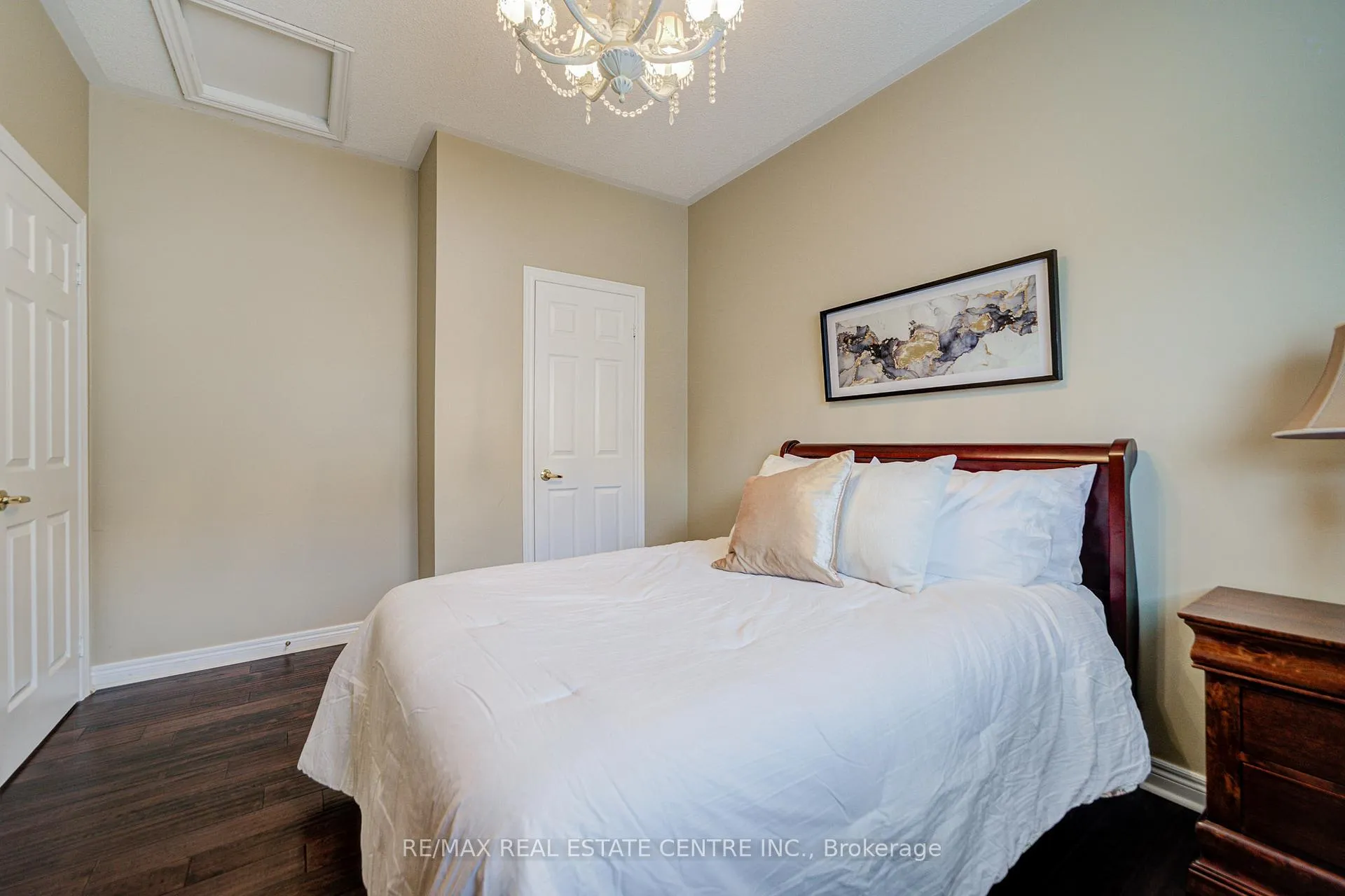 Photo 22 of 7 Carmichael Court, Caledon, Bolton West — HOMEH
