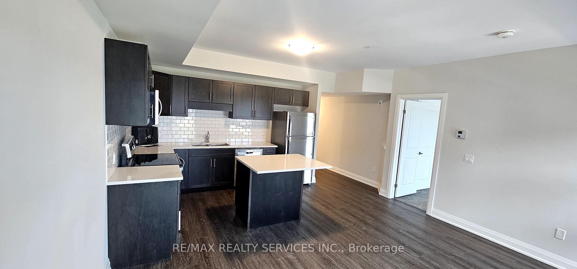 Photo 7 of Unit 300, 118 Summersides Boulevard, Pelham, Fonthill — HOMEH