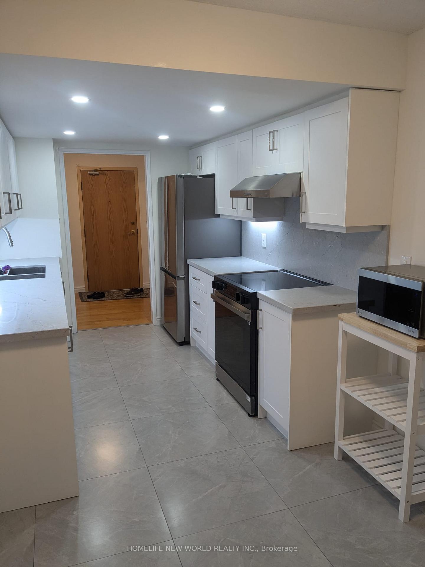 Photo 3 of Unit 1103, 7805 Bayview Avenue, Markham, Aileen-Willowbrook — HOMEH