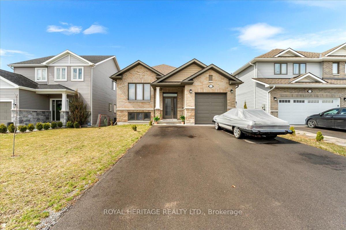 Photo 1 of 16 Cypress Drive, Belleville, Thurlow Ward — HOMEH