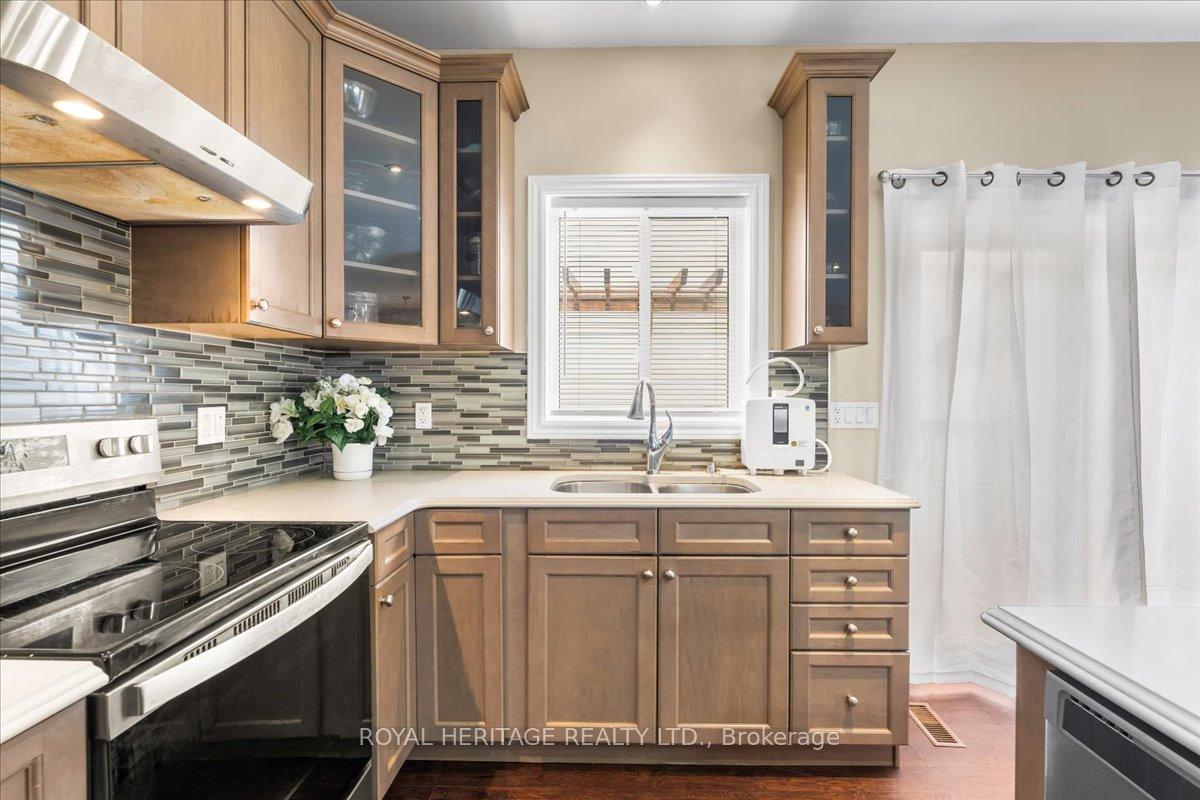 Photo 16 of 16 Cypress Drive, Belleville, Thurlow Ward — HOMEH
