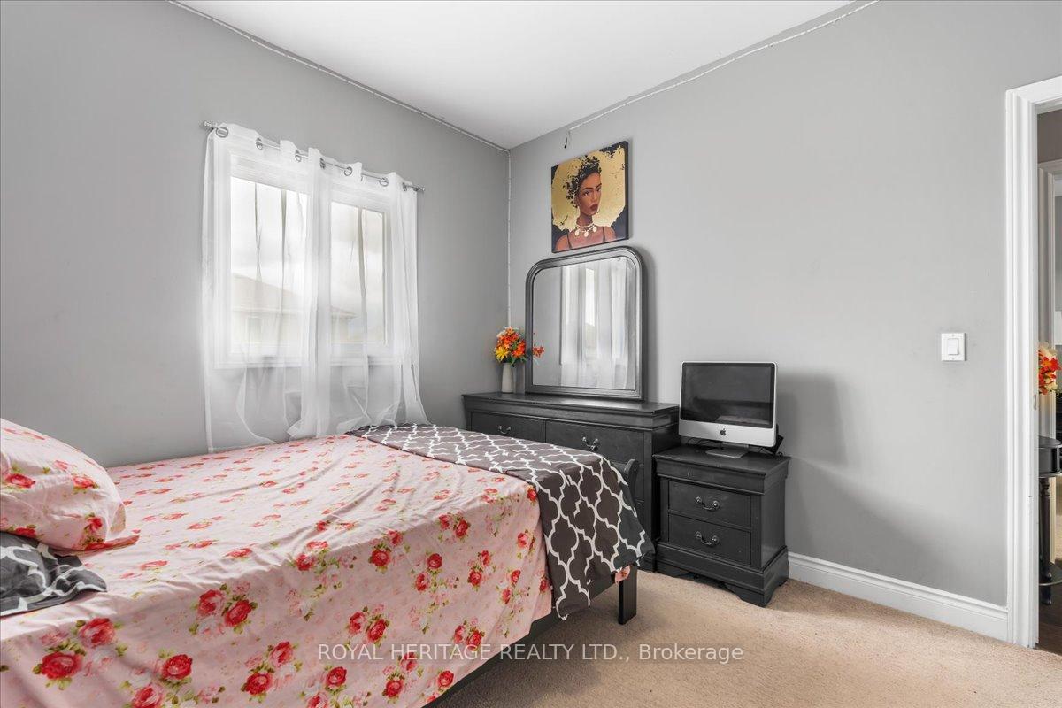 Photo 19 of 16 Cypress Drive, Belleville, Thurlow Ward — HOMEH