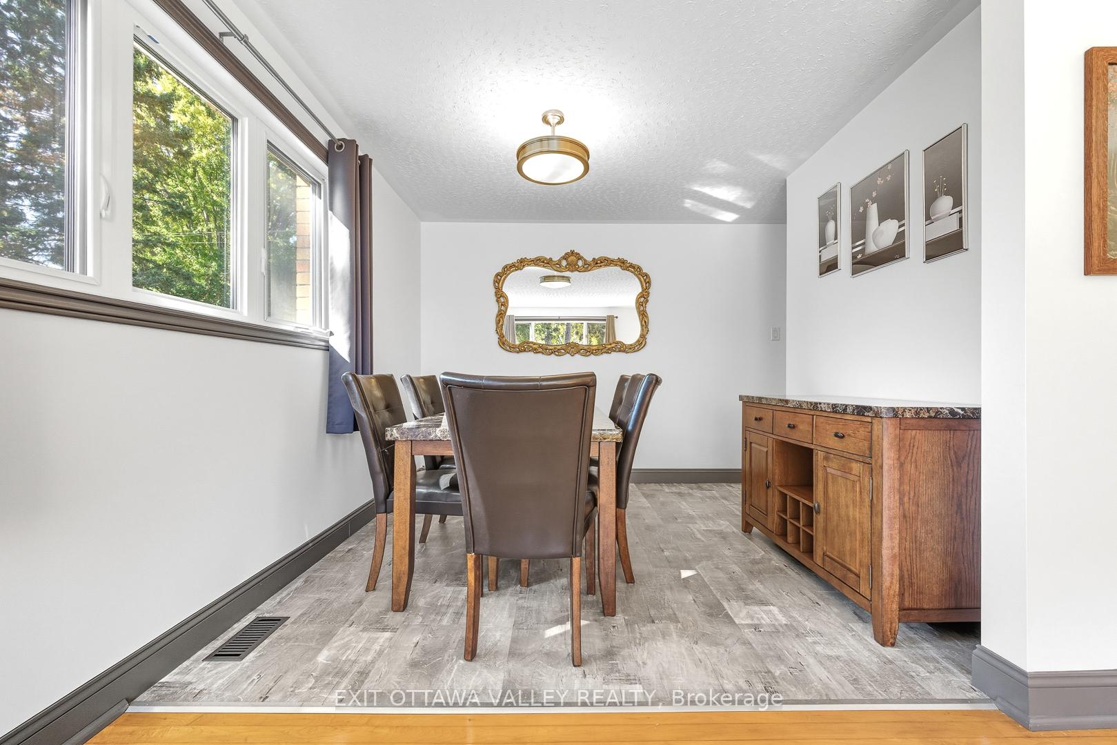 Photo 9 of 85 Frontenac Crescent, Deep River — HOMEH