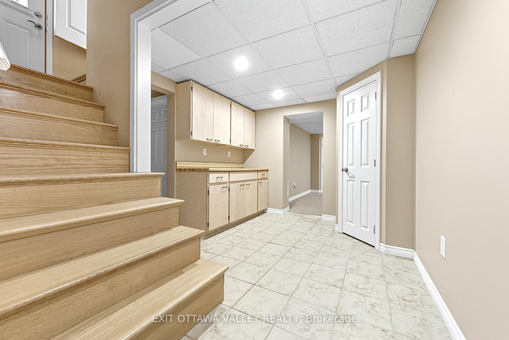 Photo 21 of 85 Frontenac Crescent, Deep River — HOMEH