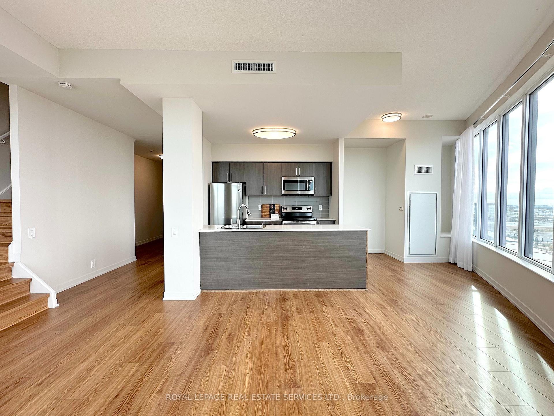 Photo 4 of Unit PH09, 188 Clark Boulevard, Brampton, Queen Street Corridor — HOMEH