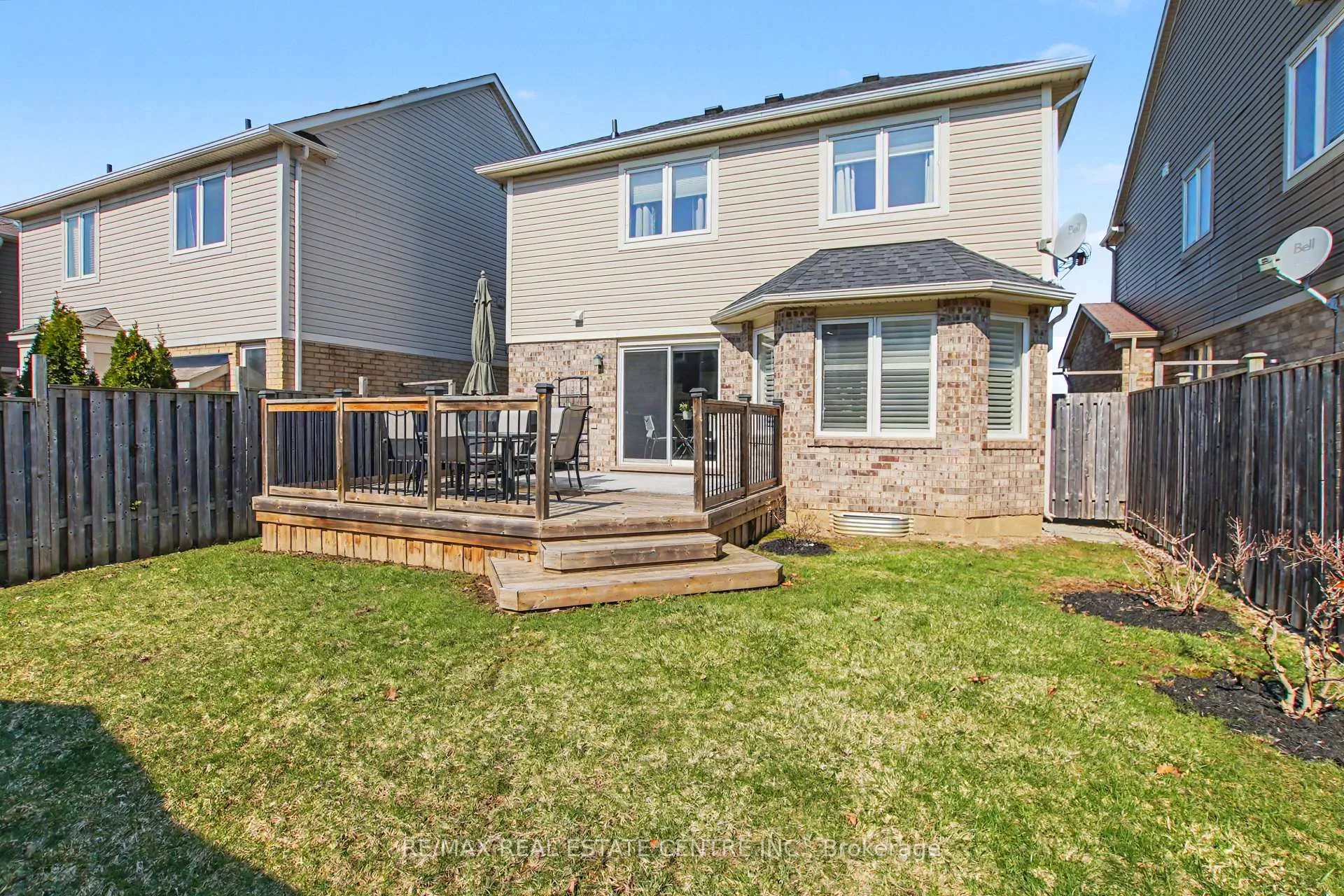 Photo 33 of 940 Clark Boulevard, Milton, Coates — HOMEH