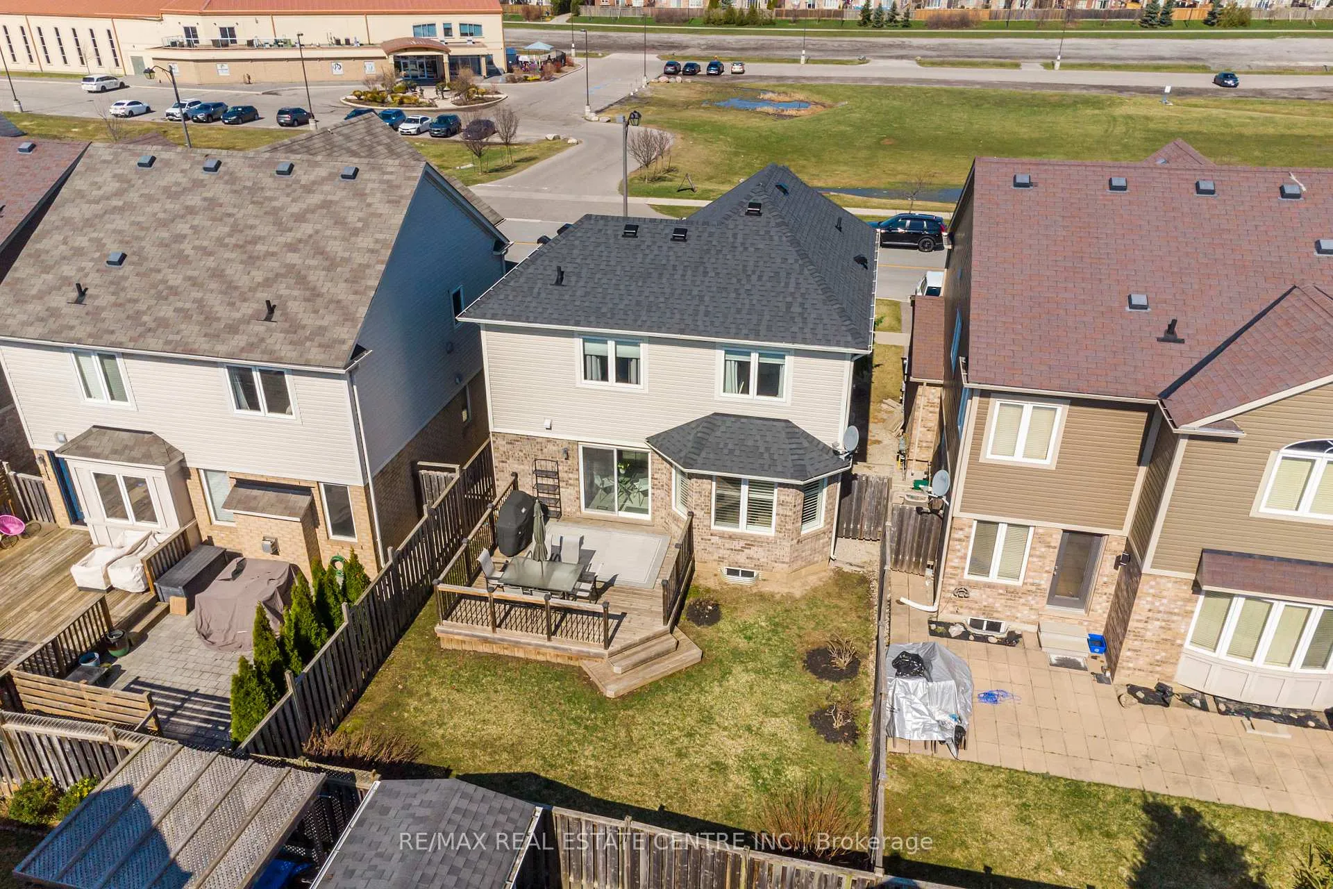 Photo 37 of 940 Clark Boulevard, Milton, Coates — HOMEH