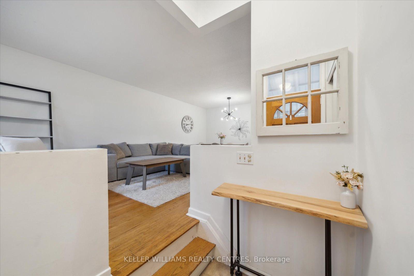 Photo 6 of 56 Murray Drive, Aurora, Aurora Highlands — HOMEH