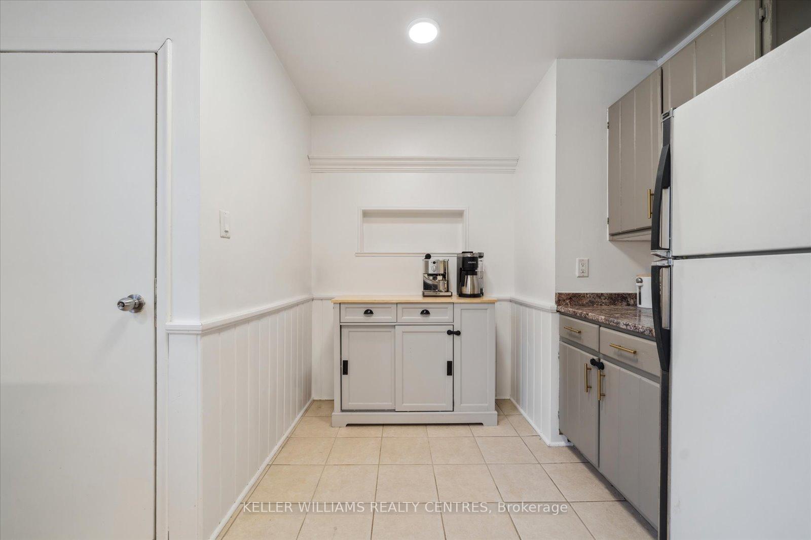 Photo 18 of 56 Murray Drive, Aurora, Aurora Highlands — HOMEH
