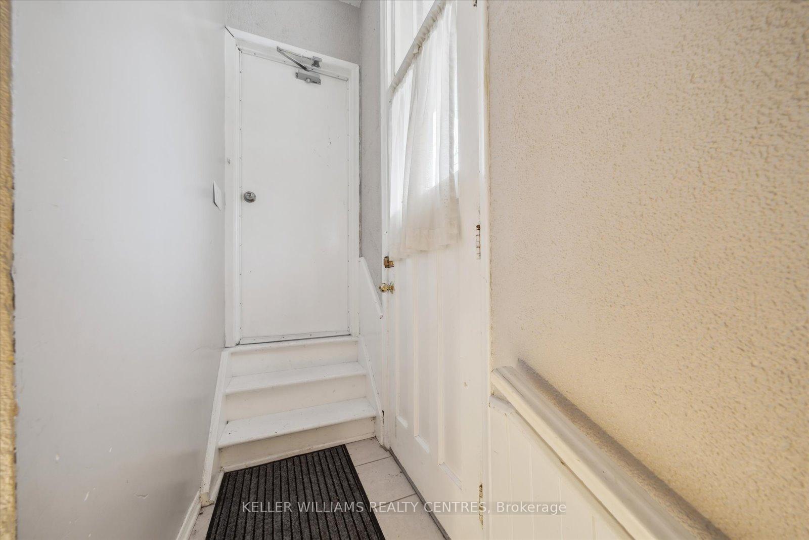 Photo 28 of 56 Murray Drive, Aurora, Aurora Highlands — HOMEH