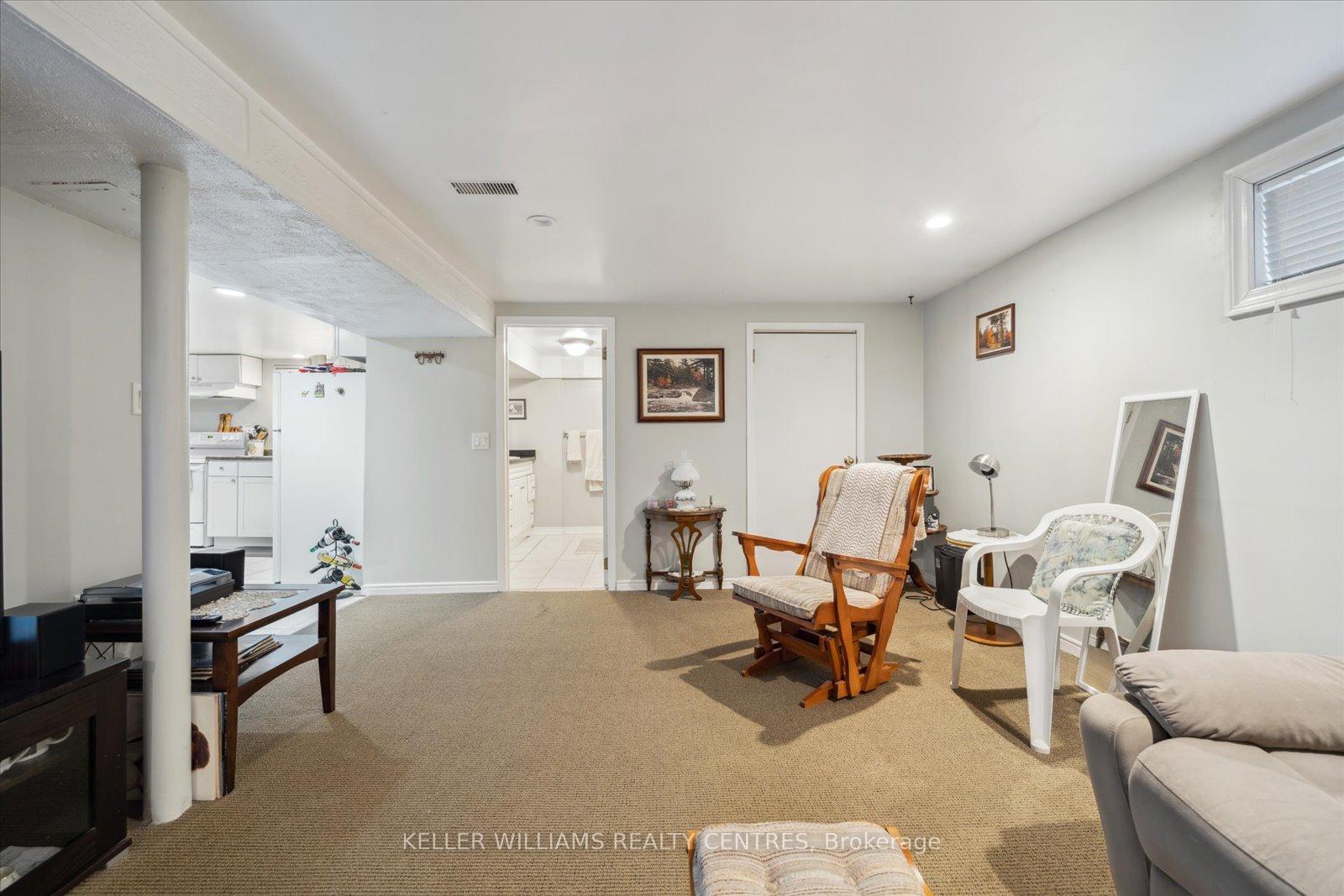 Photo 34 of 56 Murray Drive, Aurora, Aurora Highlands — HOMEH