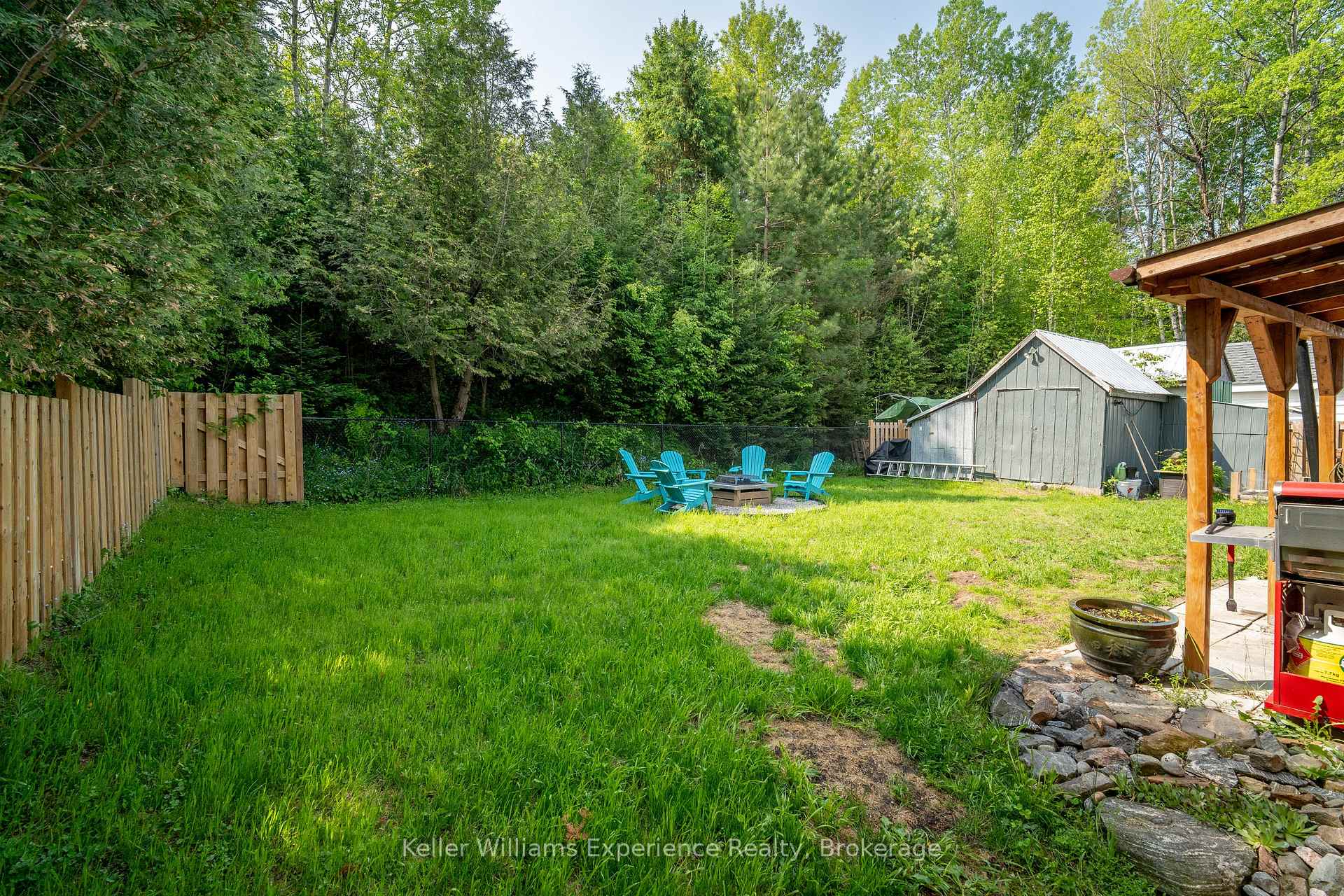 Photo 46 of 102 James Street, Burk's Falls — HOMEH