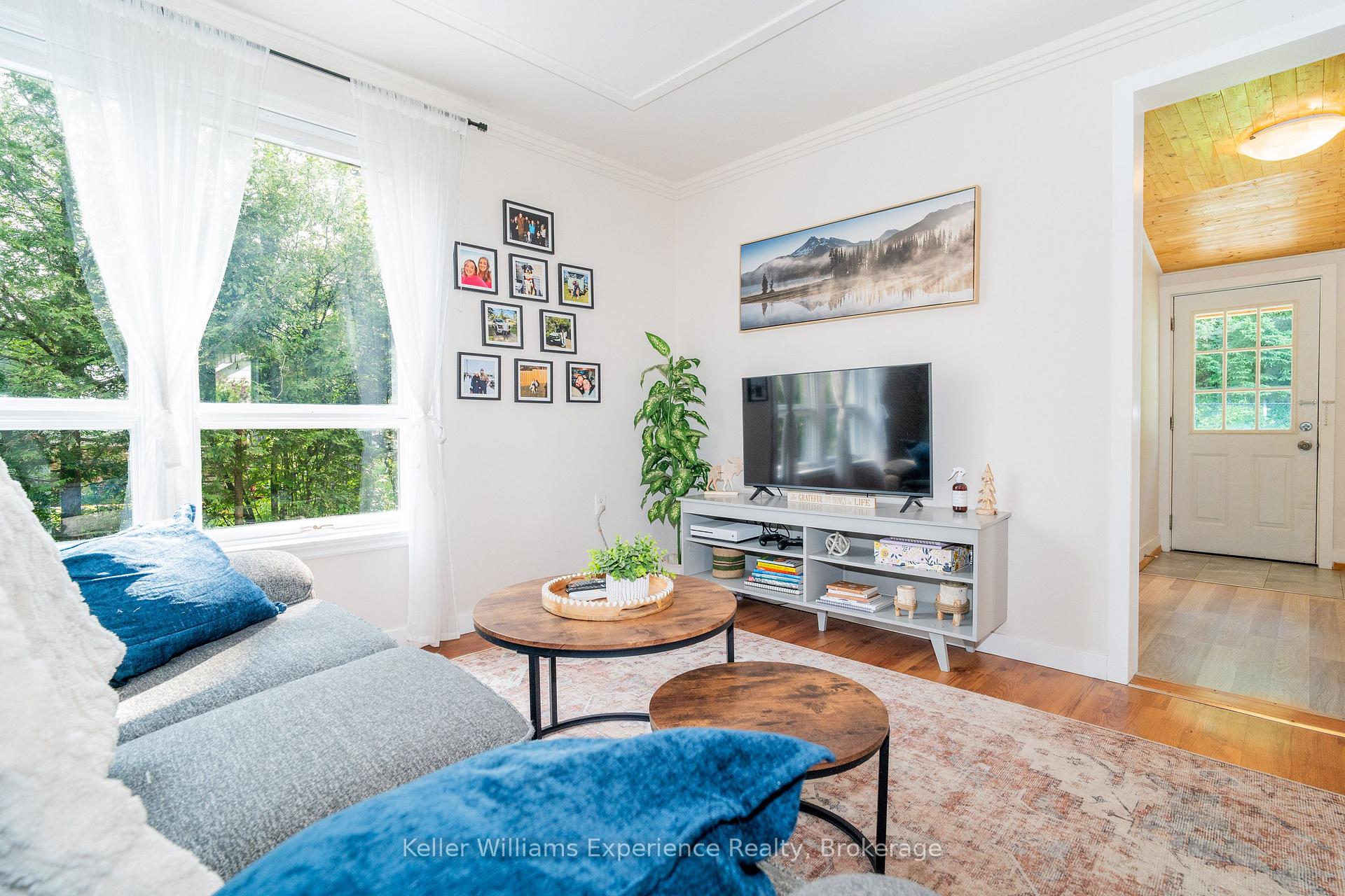 Photo 13 of 102 James Street, Burk's Falls — HOMEH