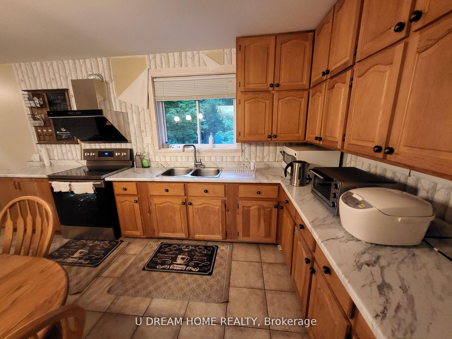Photo 10 of 454 Silver Lake Road, Magnetawan, Spence — HOMEH