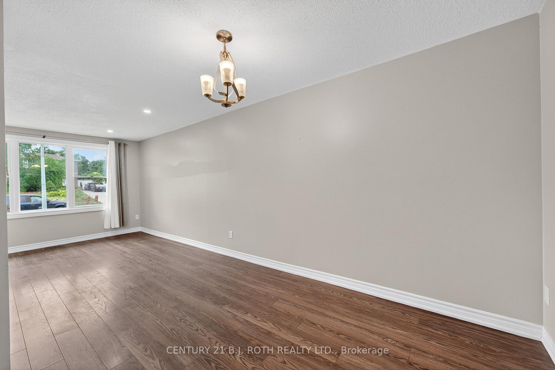Photo 12 of 29 Daphne Crescent, Barrie, Cundles East — HOMEH
