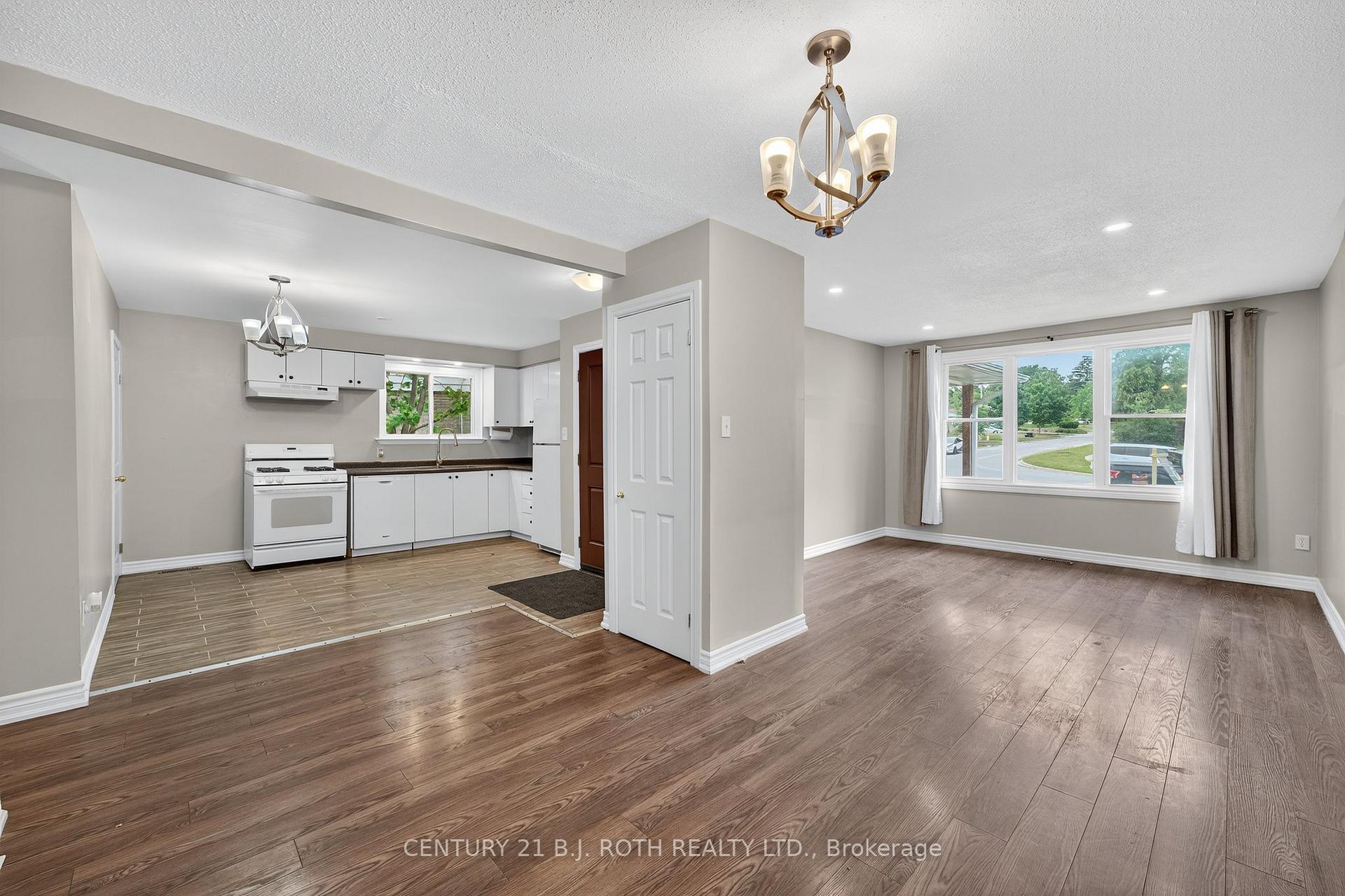 Photo 15 of 29 Daphne Crescent, Barrie, Cundles East — HOMEH