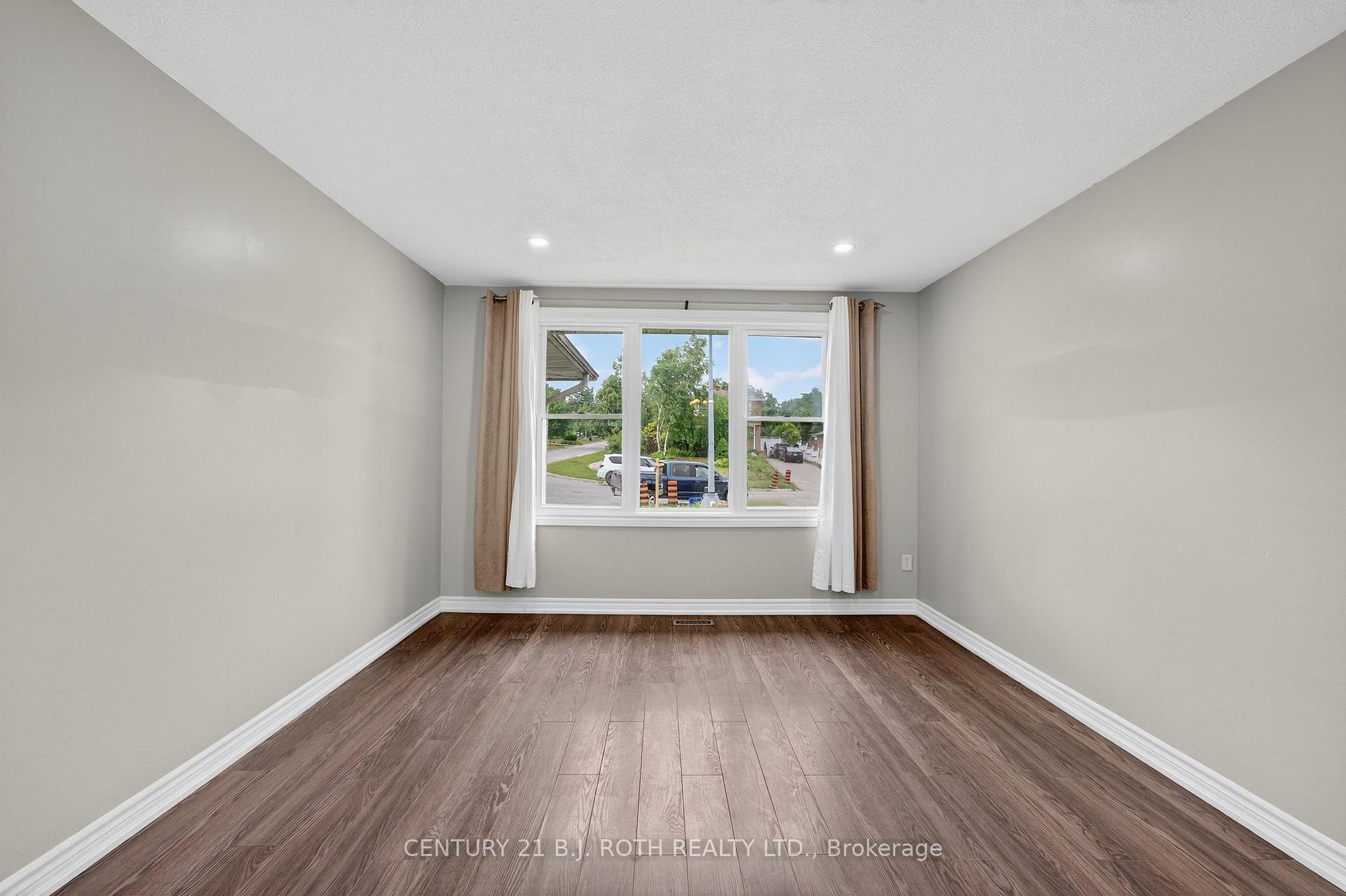 Photo 13 of 29 Daphne Crescent, Barrie, Cundles East — HOMEH