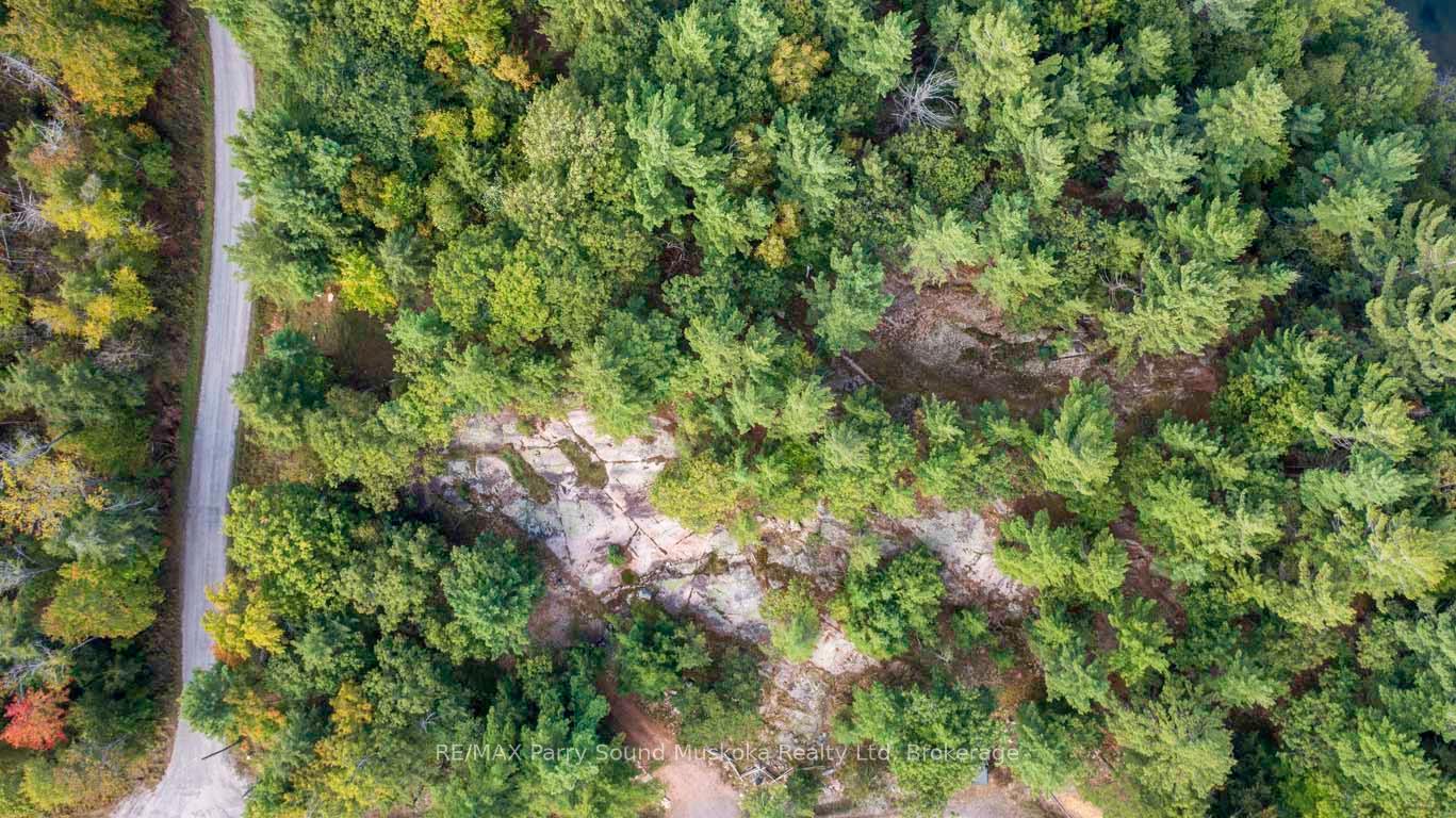 Photo 15 of 13 Rockcliffe Drive, Carling — HOMEH