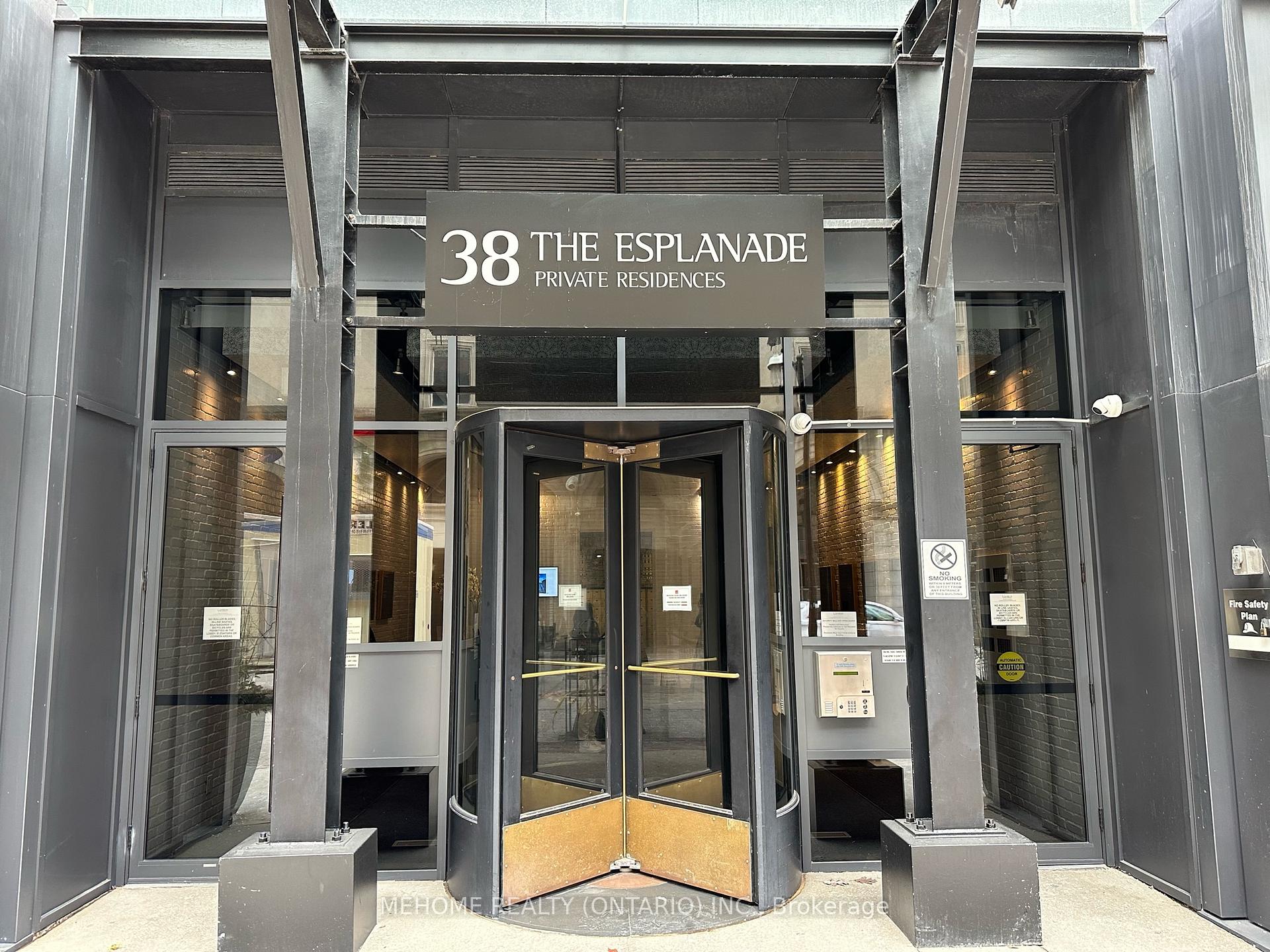 Front of Unit 901, 38 The Esplanade