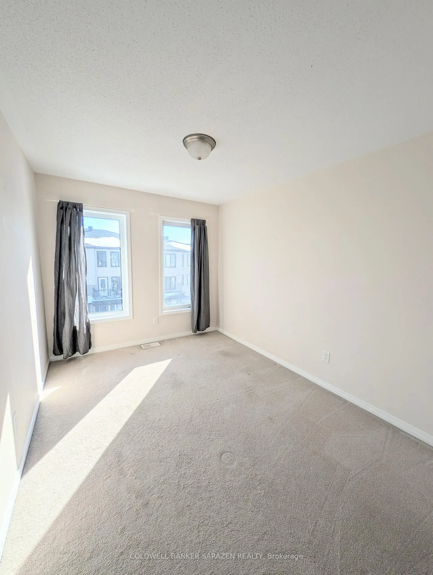 Photo 9 of 816 Element Private, Ottawa, Kanata - Emerald Meadows/Trailwest — HOMEH