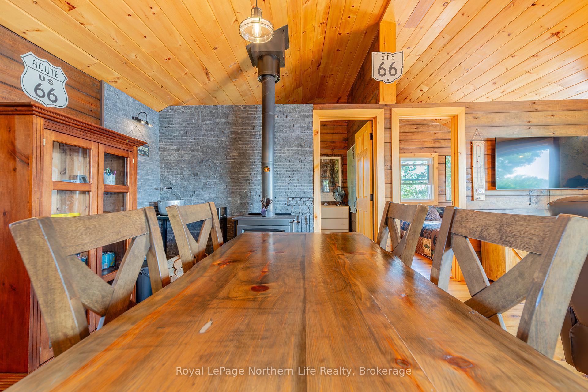 Photo 20 of 66 Temagami Island, Temagami — HOMEH