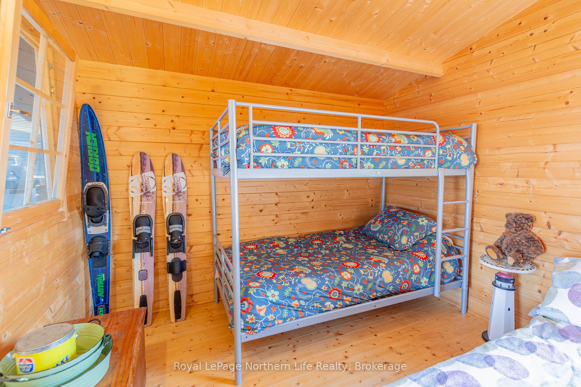 Photo 34 of 66 Temagami Island, Temagami — HOMEH