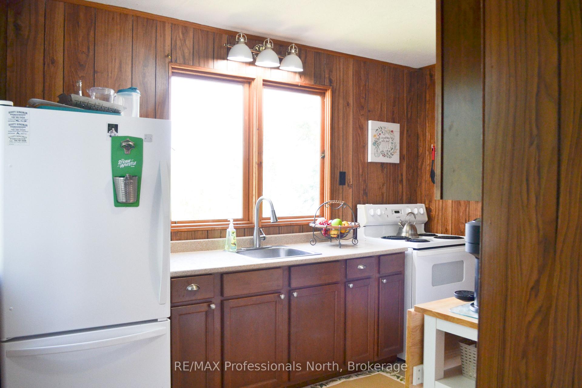 Photo 5 of 542 Hazard Hill, Kearney, Perry — HOMEH