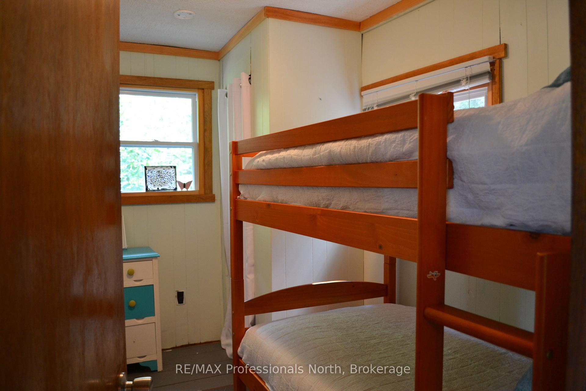 Photo 12 of 542 Hazard Hill, Kearney, Perry — HOMEH
