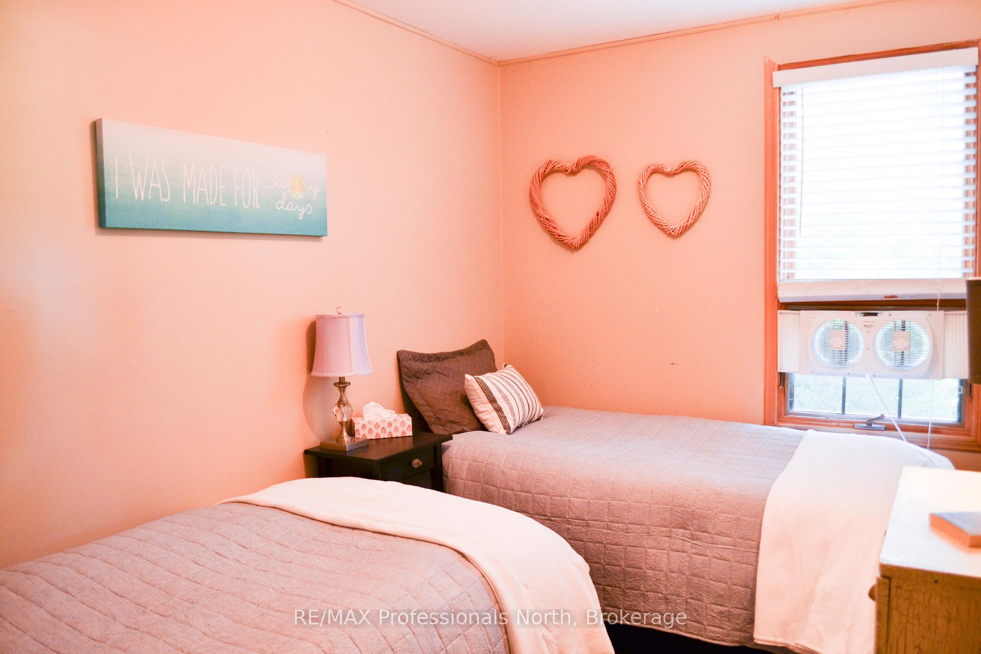 Photo 17 of 542 Hazard Hill, Kearney, Perry — HOMEH