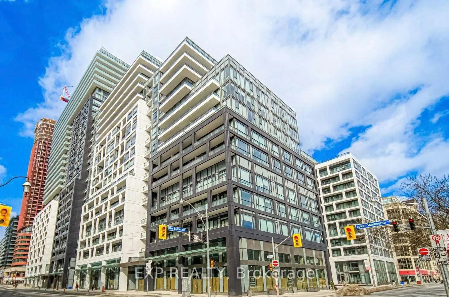 Photo 1 of 135 lower Sherbourne Street, Toronto, Moss Park — HOMEH