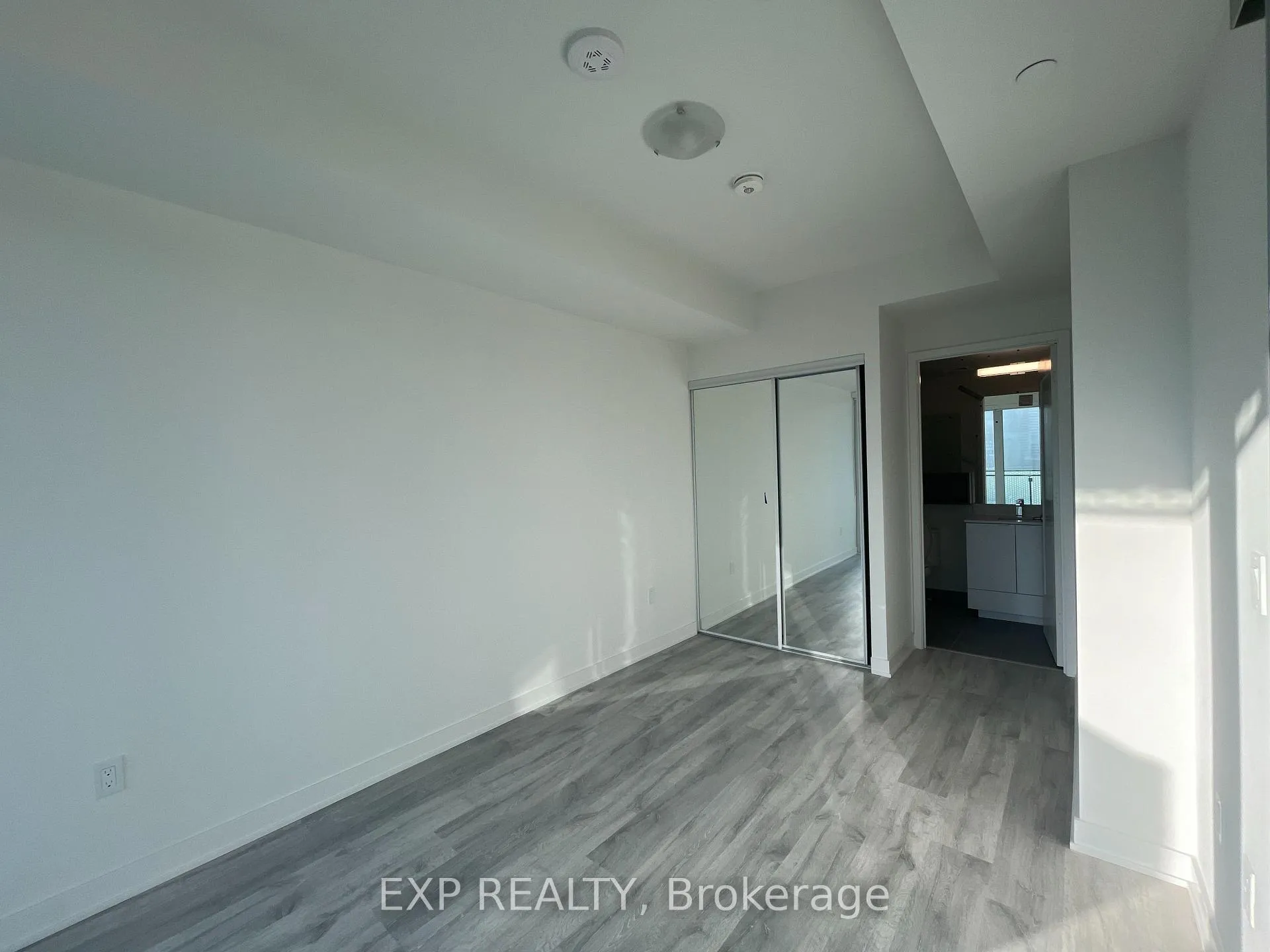 Photo 13 of 135 lower Sherbourne Street, Toronto, Moss Park — HOMEH
