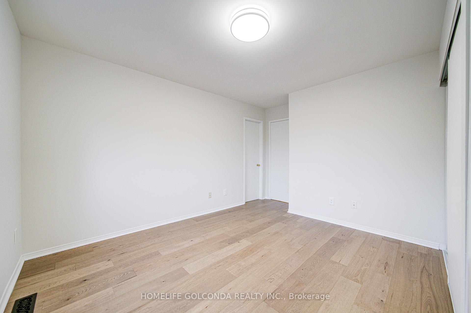 Photo 12 of 60 Willey Drive, Clarington, Bowmanville — HOMEH