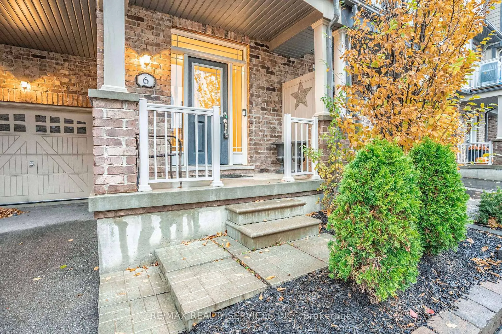 Photo 3 of 6 Birchfield Crescent, Caledon, Rural Caledon — HOMEH