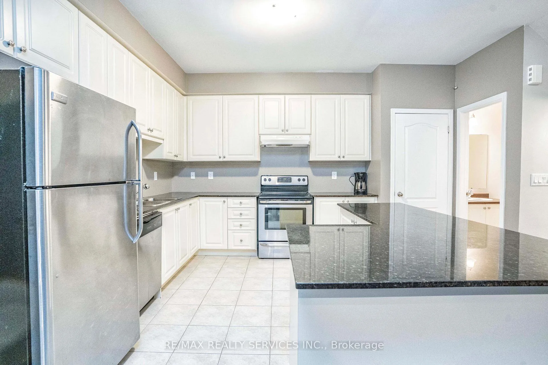 Photo 15 of 6 Birchfield Crescent, Caledon, Rural Caledon — HOMEH