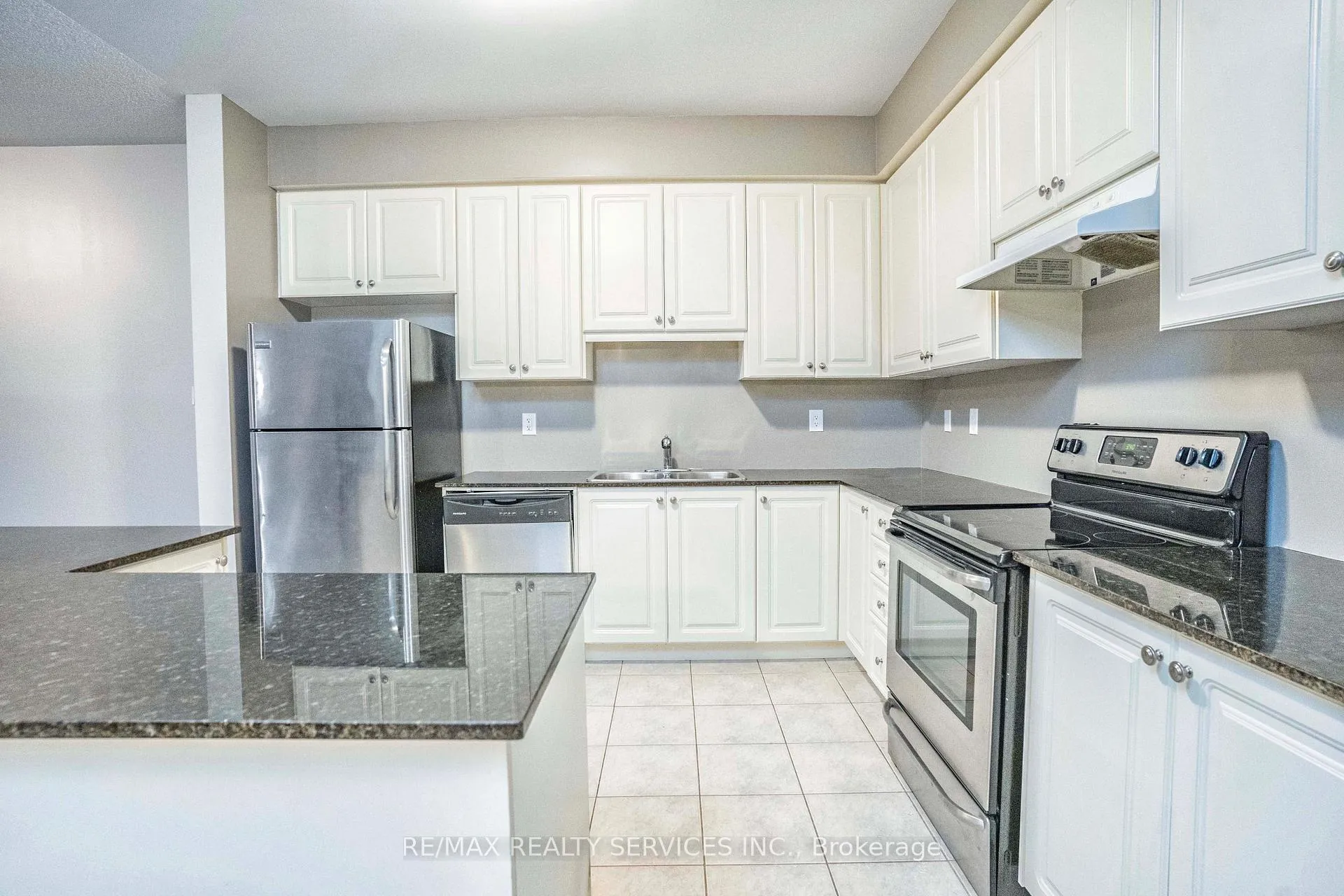 Photo 16 of 6 Birchfield Crescent, Caledon, Rural Caledon — HOMEH