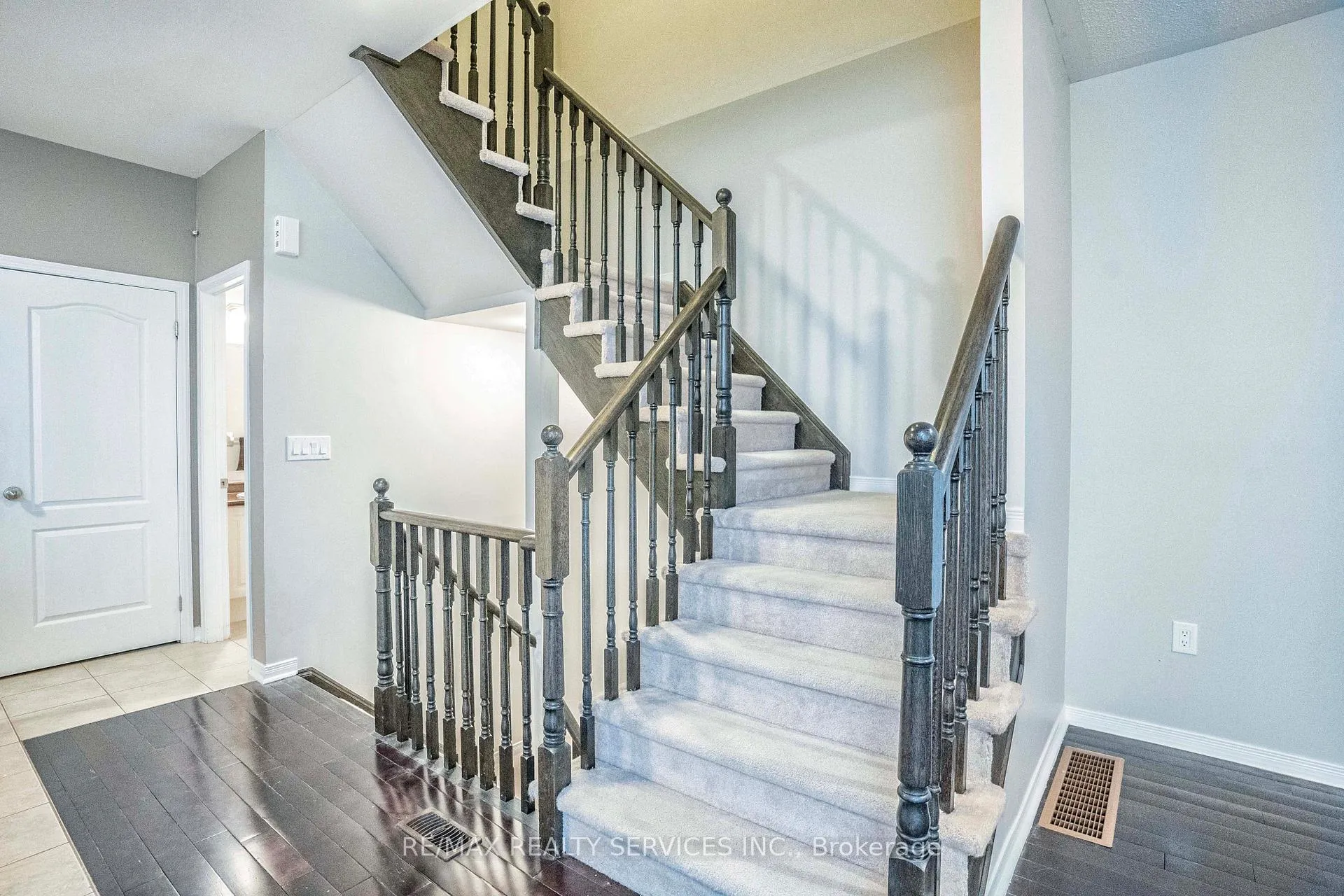 Photo 20 of 6 Birchfield Crescent, Caledon, Rural Caledon — HOMEH
