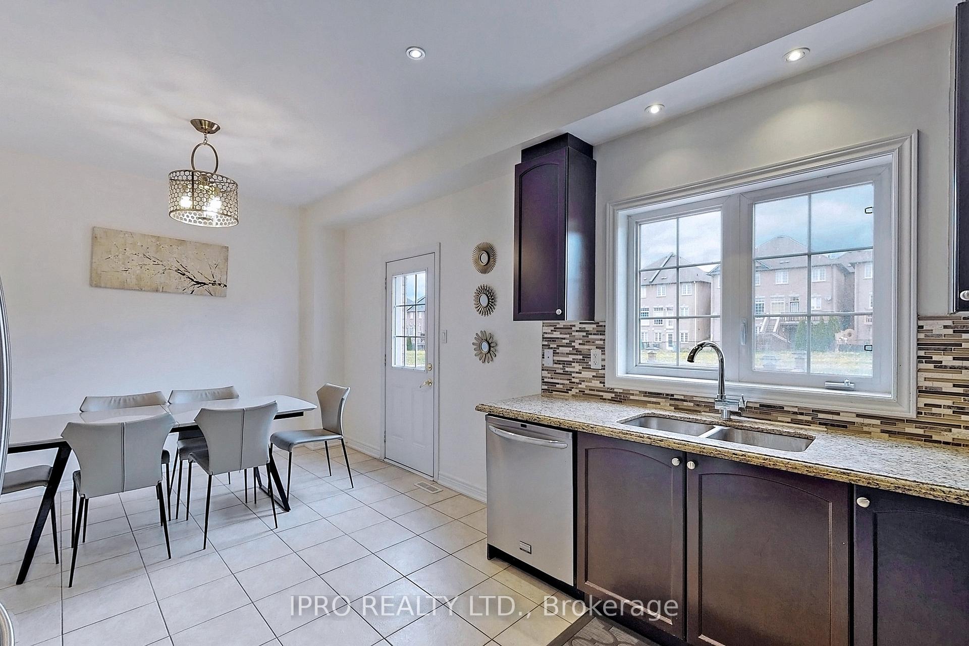 Photo 8 of 48 Arizona Drive, Brampton, Bram West — HOMEH