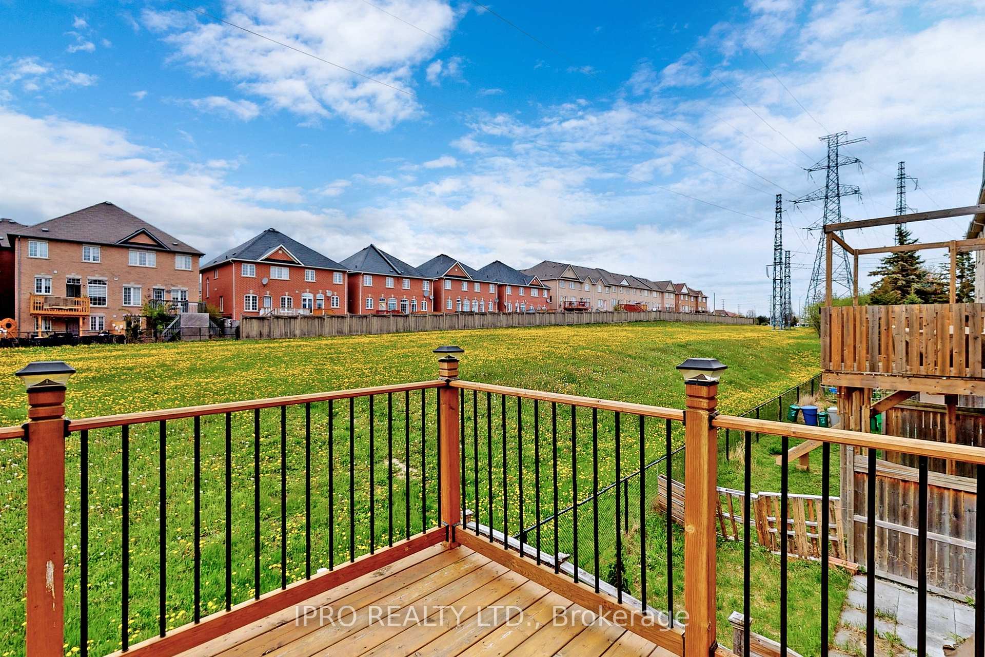 Photo 21 of 48 Arizona Drive, Brampton, Bram West — HOMEH