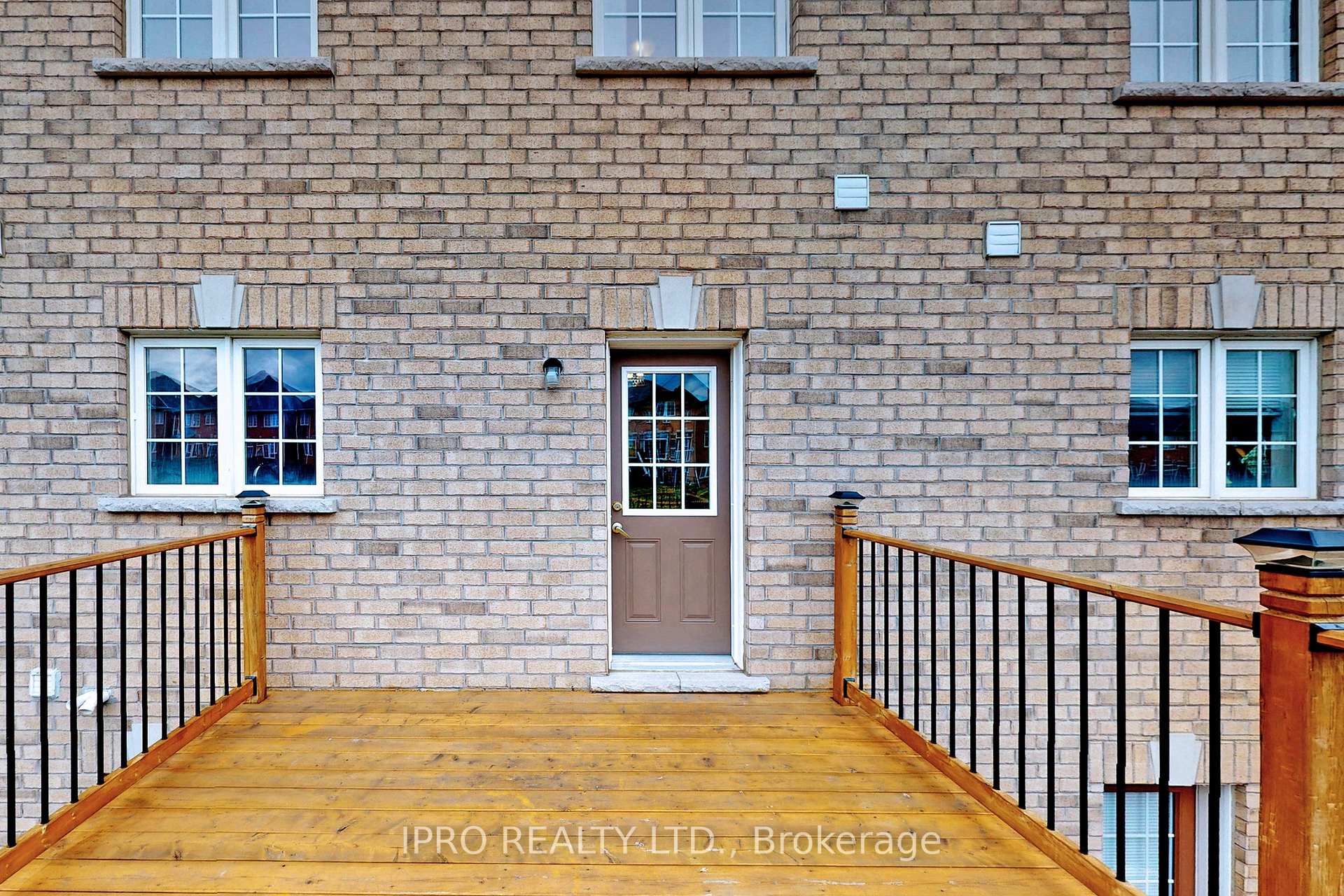 Photo 14 of 48 Arizona Drive, Brampton, Bram West — HOMEH