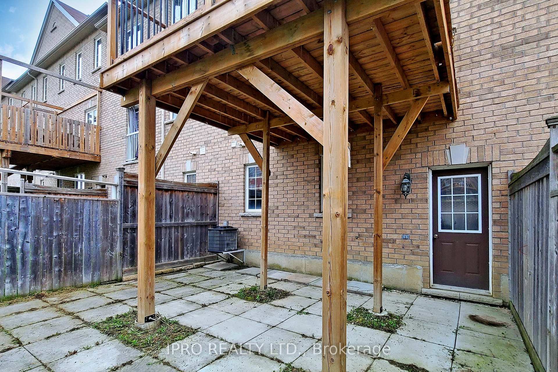 Photo 13 of 48 Arizona Drive, Brampton, Bram West — HOMEH