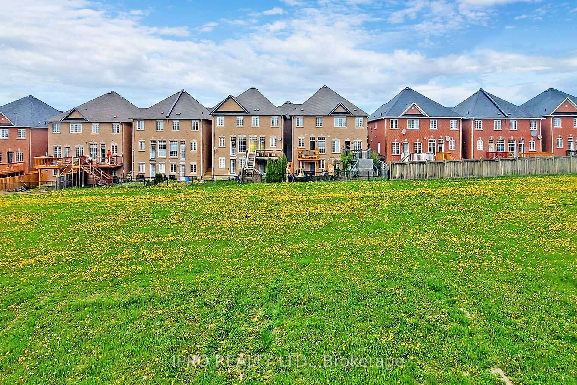 Photo 22 of 48 Arizona Drive, Brampton, Bram West — HOMEH