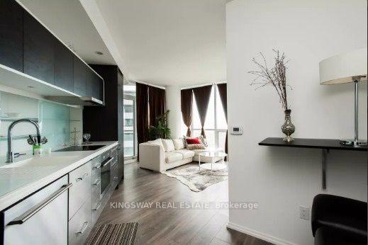 Photo 3 of Unit 4009, 45 Charles Street E, Toronto, Church-Yonge Corridor — HOMEH