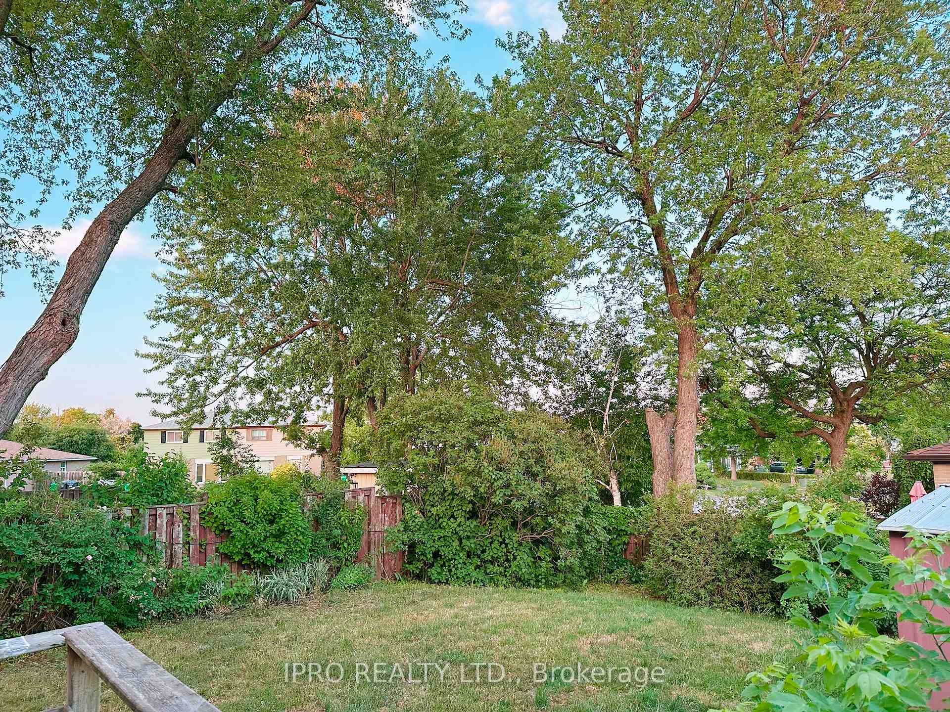Photo 15 of 92 Forsythia Road, Brampton, Southgate — HOMEH